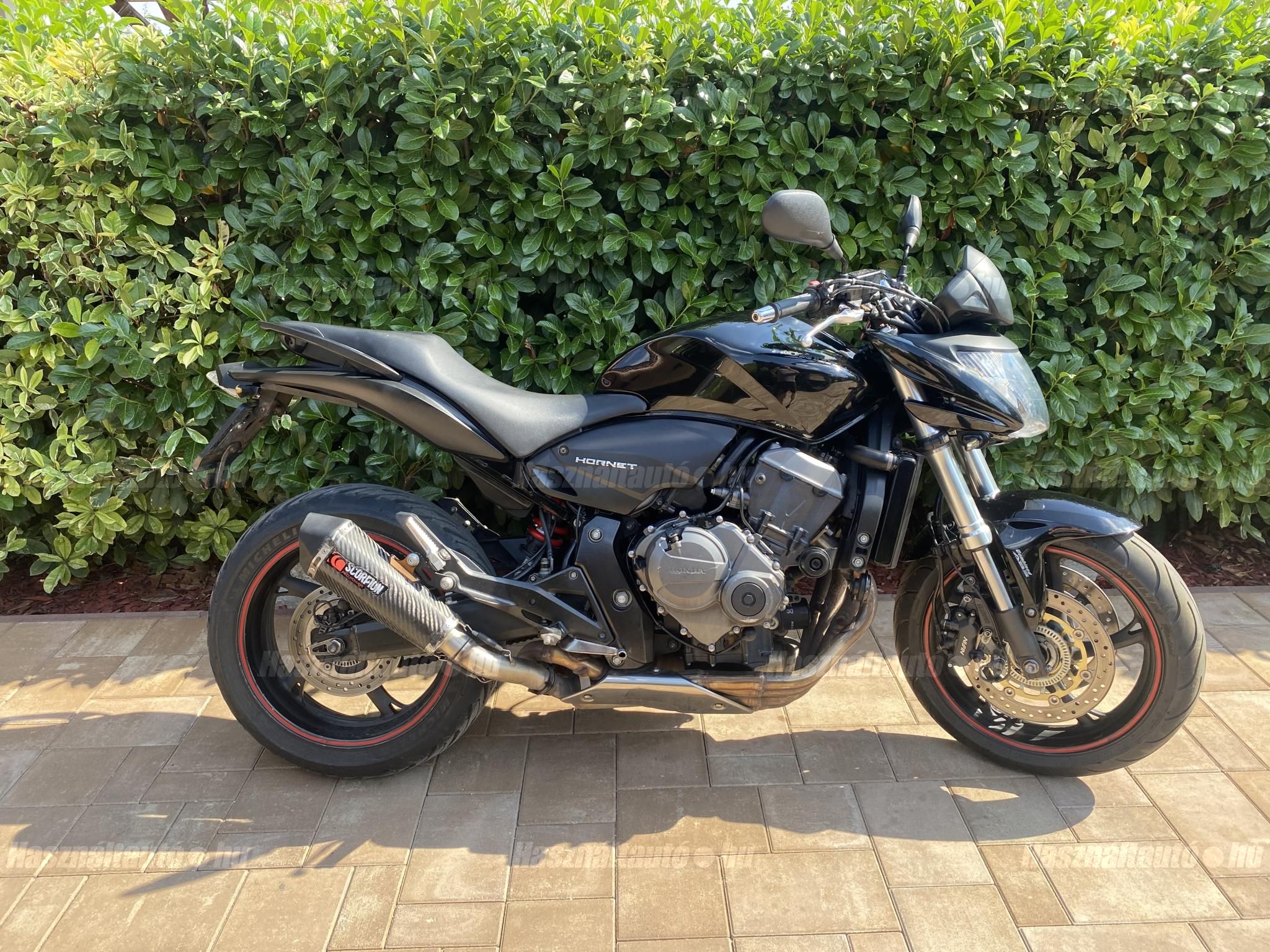 HONDA CB 600 F (HORNET) 2010/8 - 1