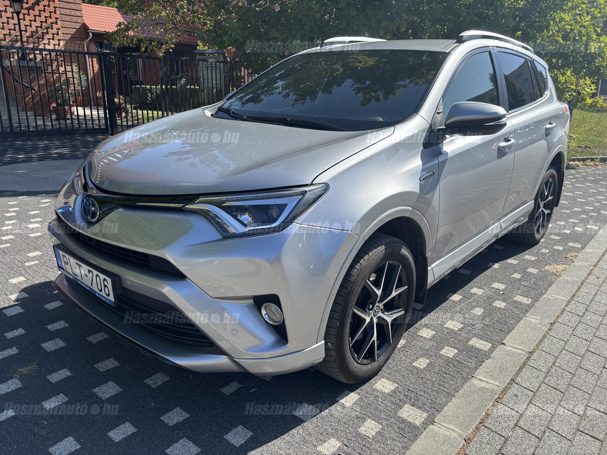 TOYOTA RAV 4 2017/10 - 1