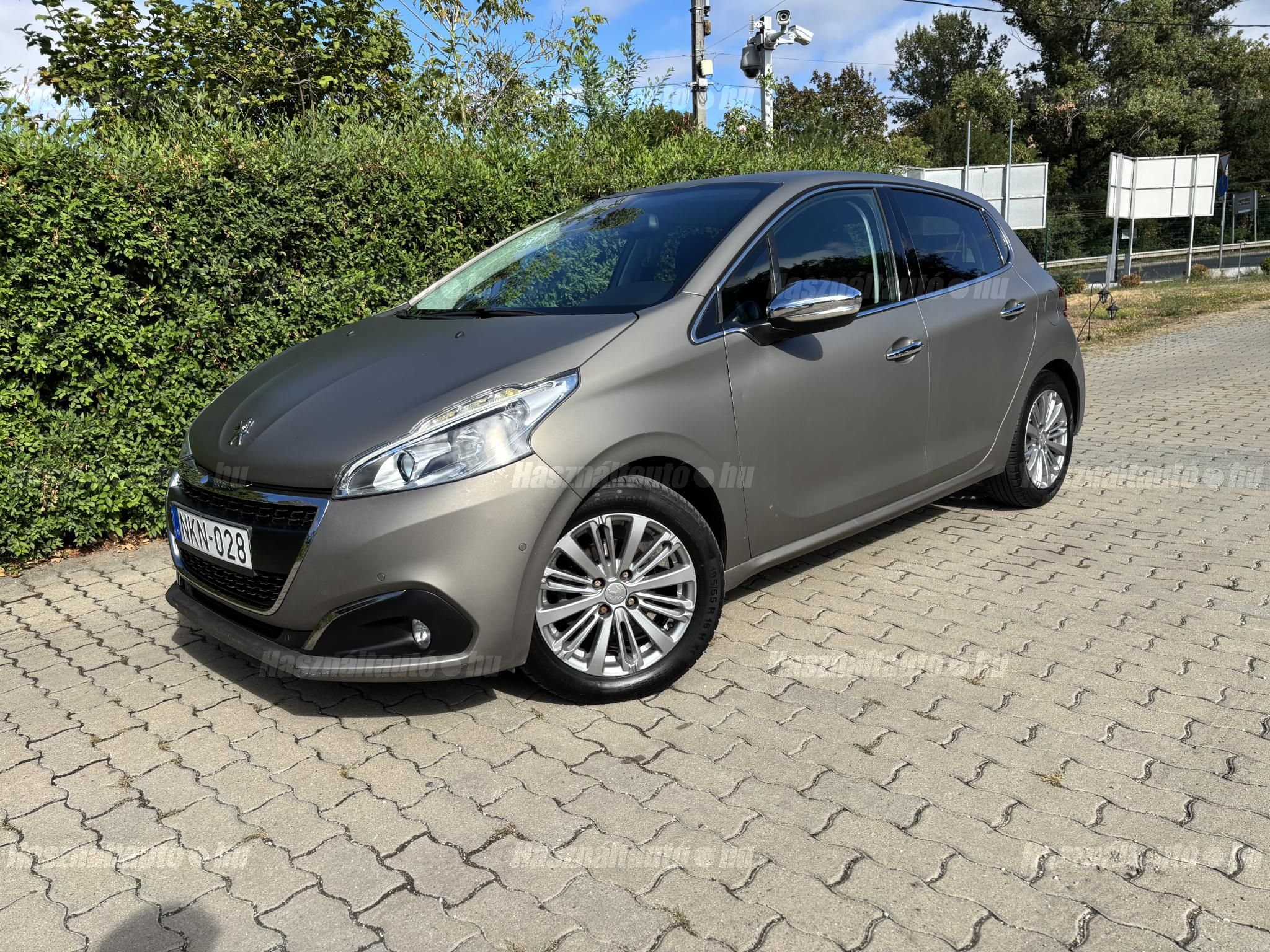 PEUGEOT 208 2015/12 - 1