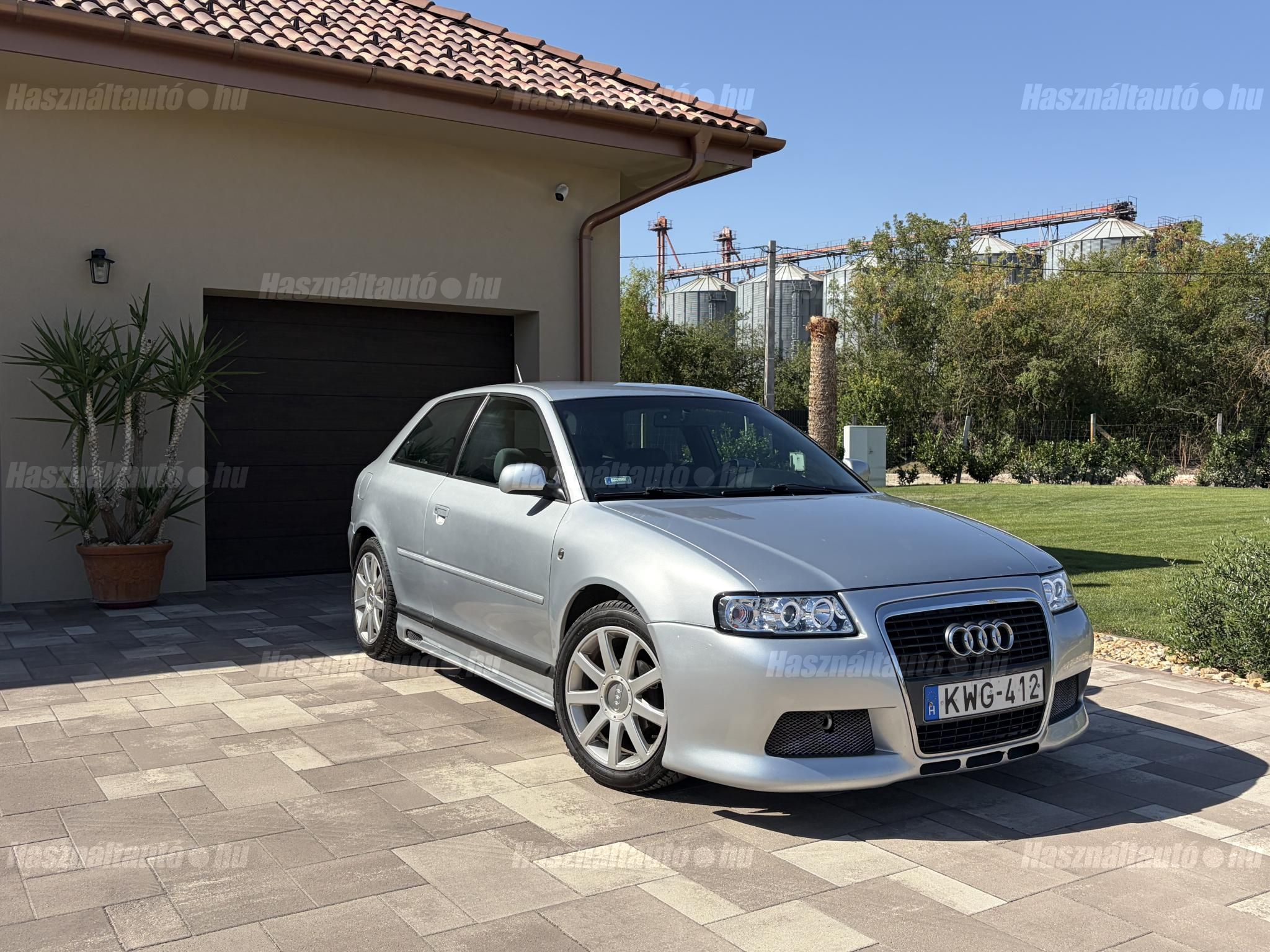 AUDI A3 1998/7 - 1