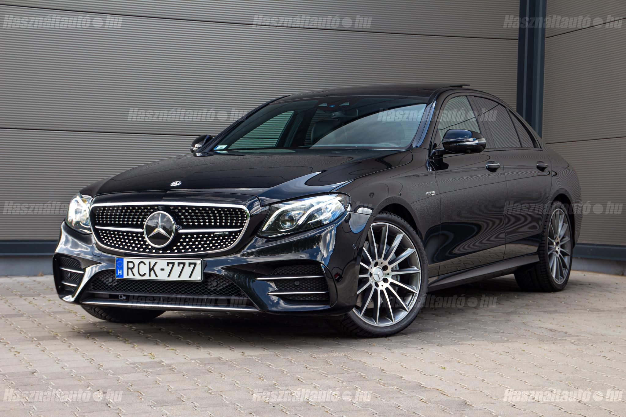 MERCEDES-AMG E 43 2018/9 - 1