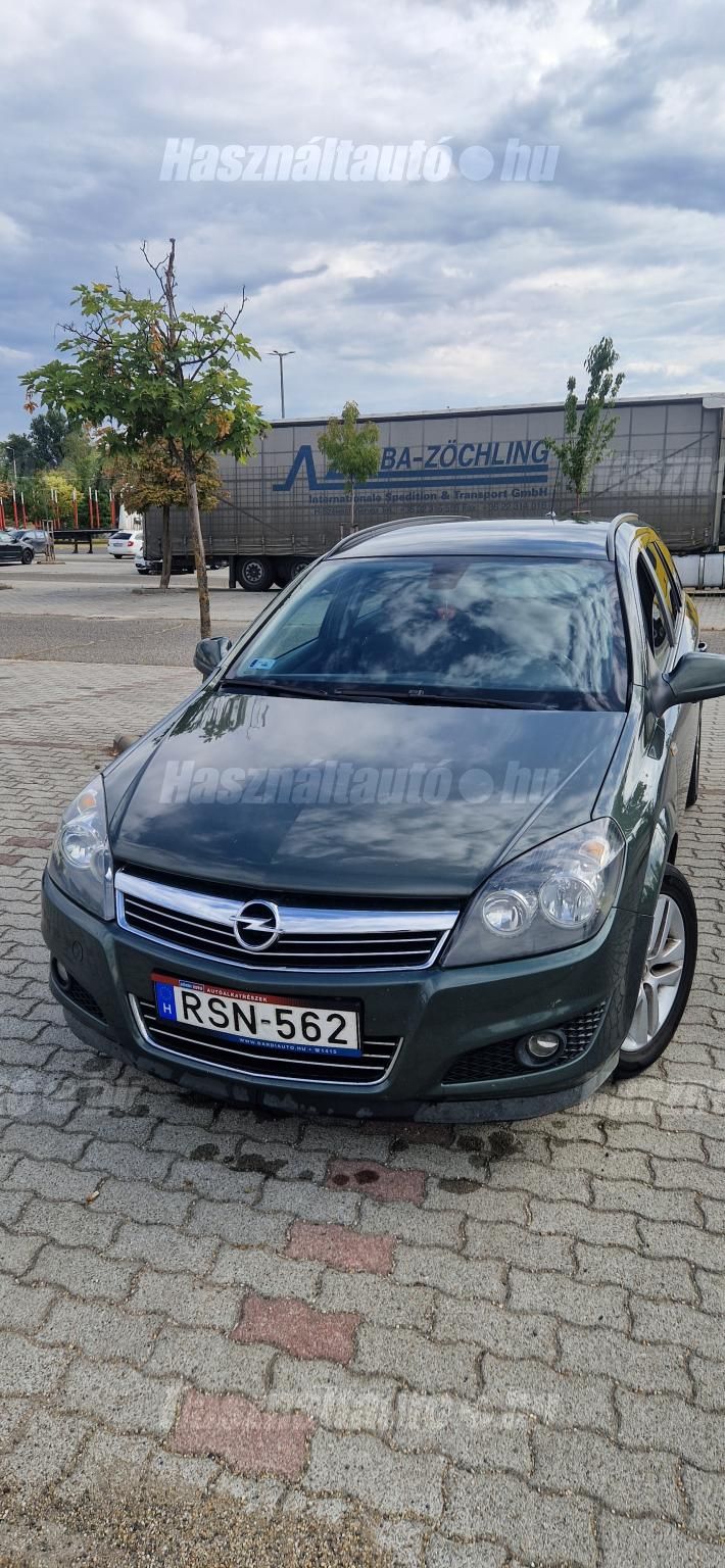 OPEL ASTRA H 2010/6 - 1