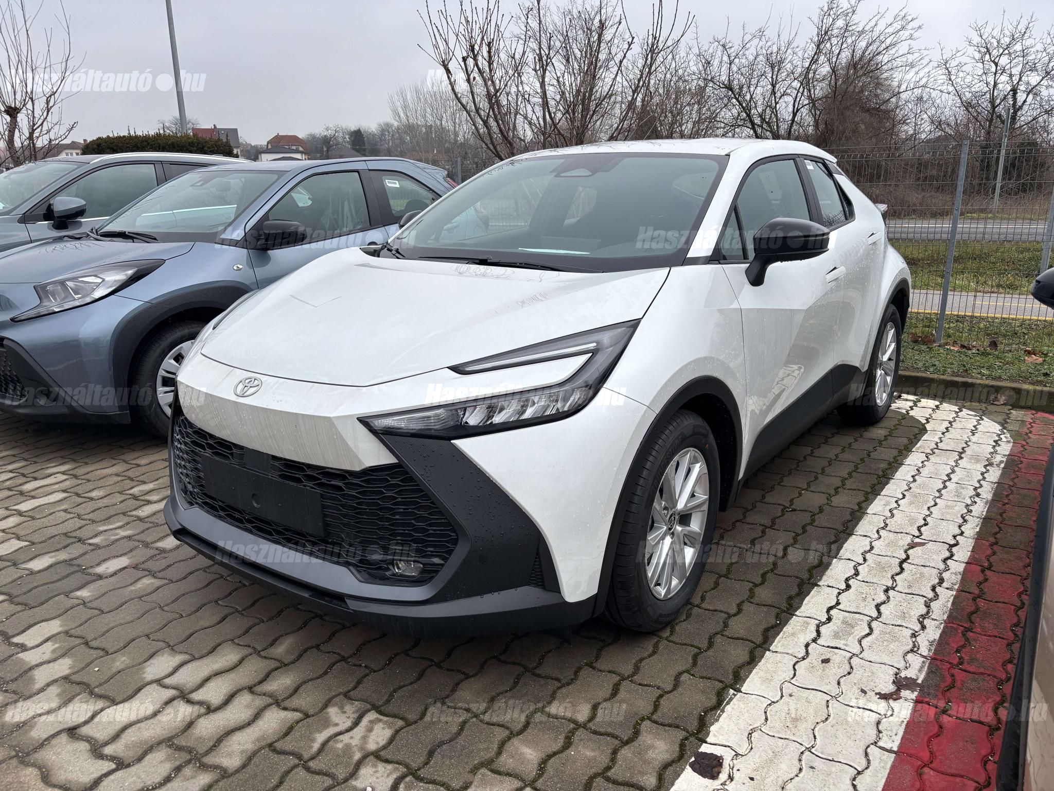 TOYOTA C-HR 2026/9 - 1