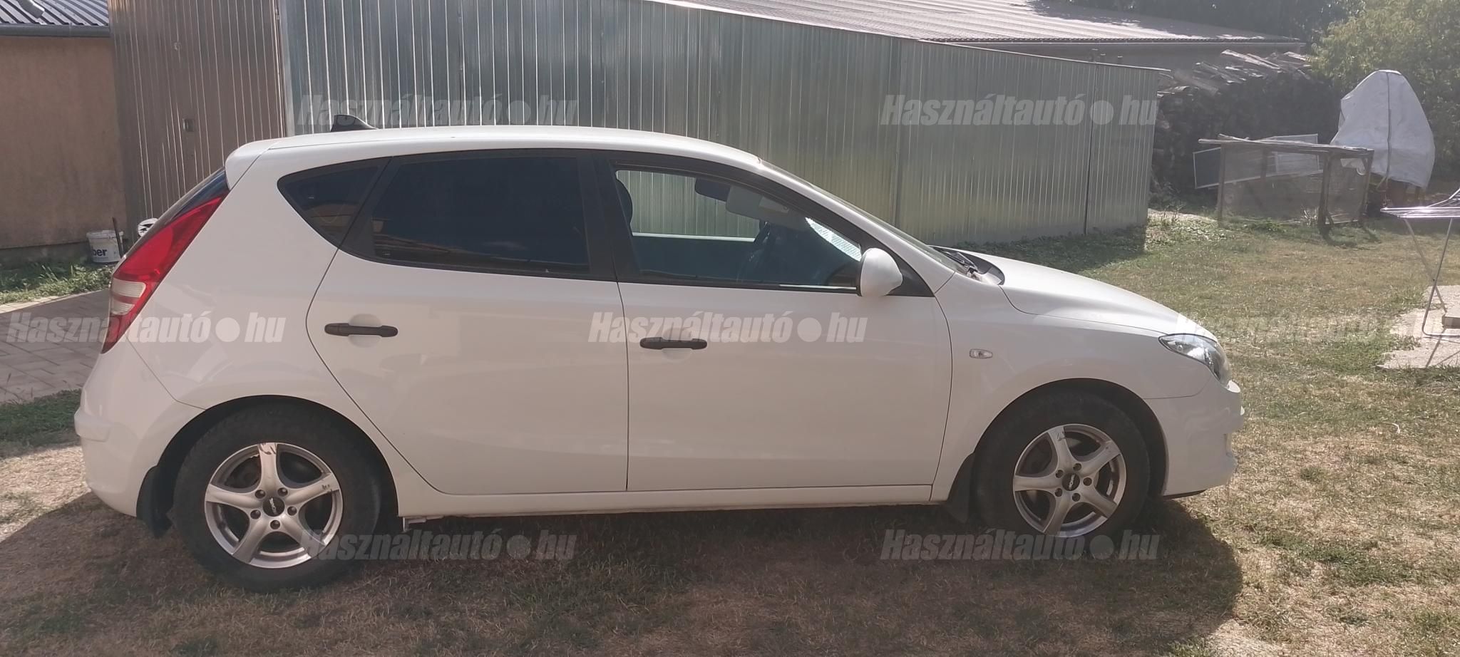 HYUNDAI I30 2009/5 - 1