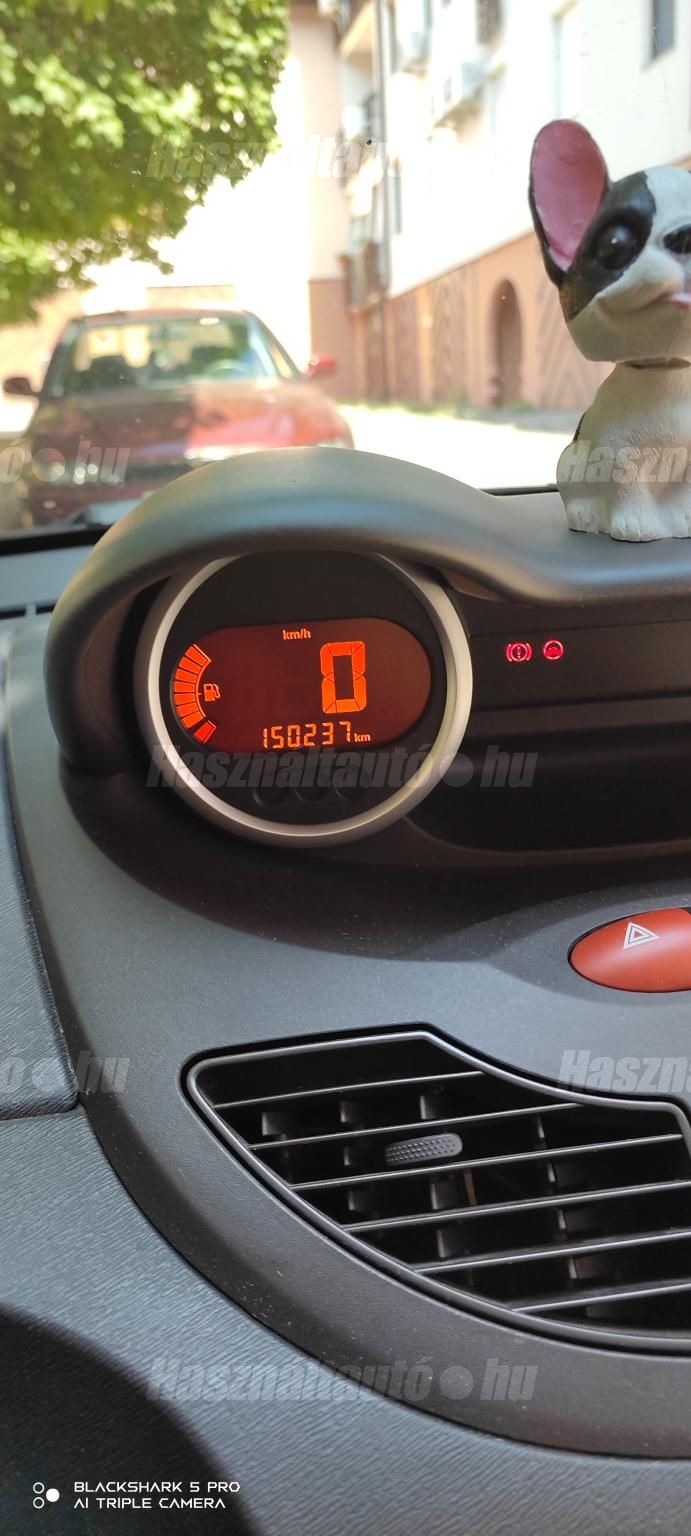 RENAULT TWINGO 2008/3 - 1