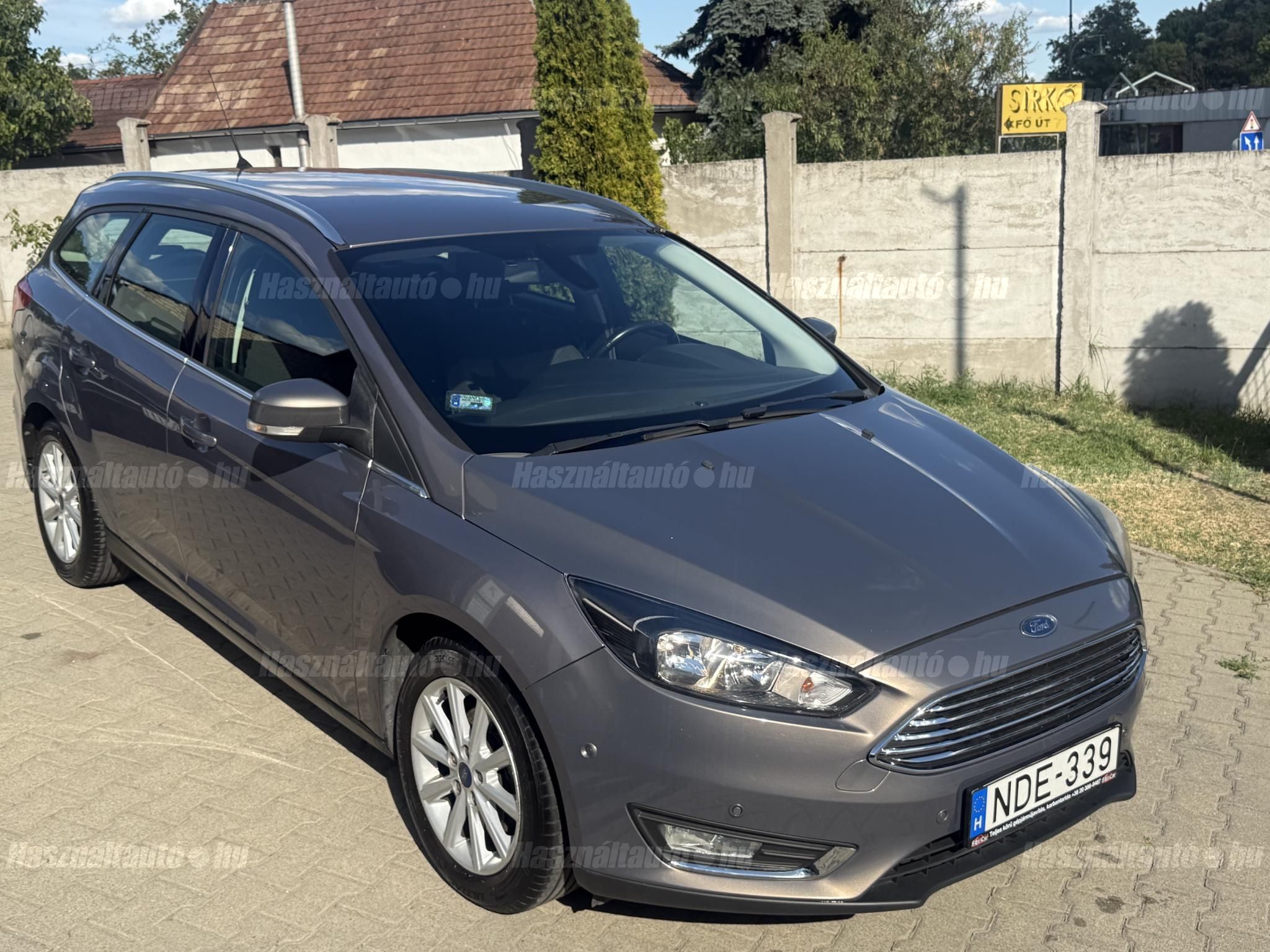 FORD FOCUS 2015/5 - 1