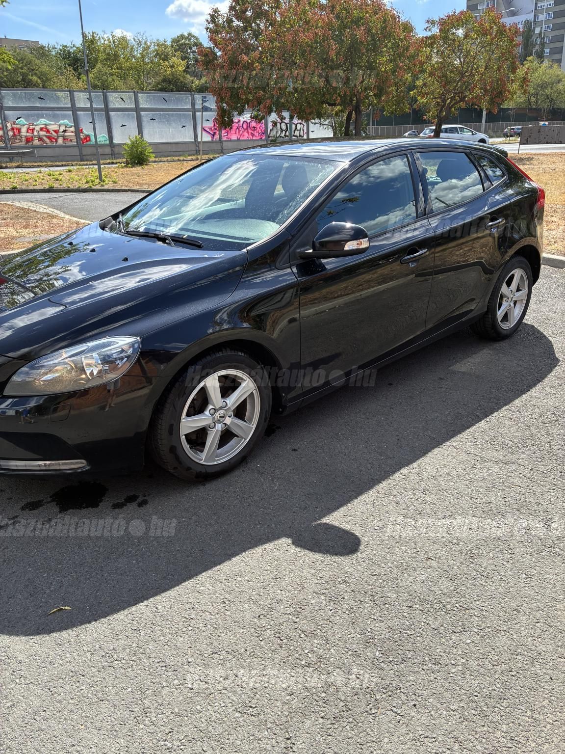 VOLVO V40 2017/12 - 1