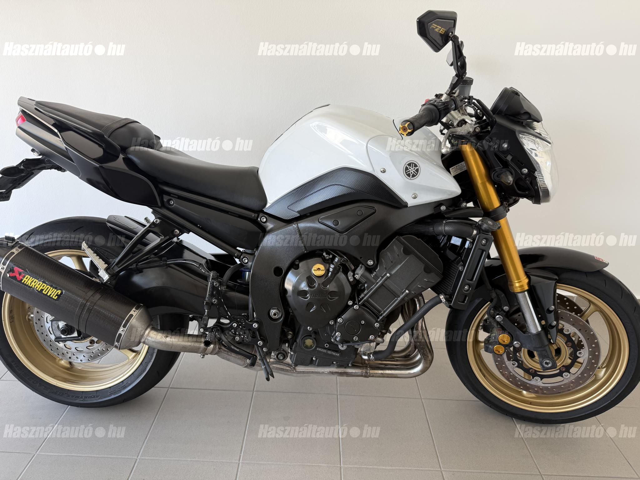 YAMAHA FZ8-N 2011/6 - 1