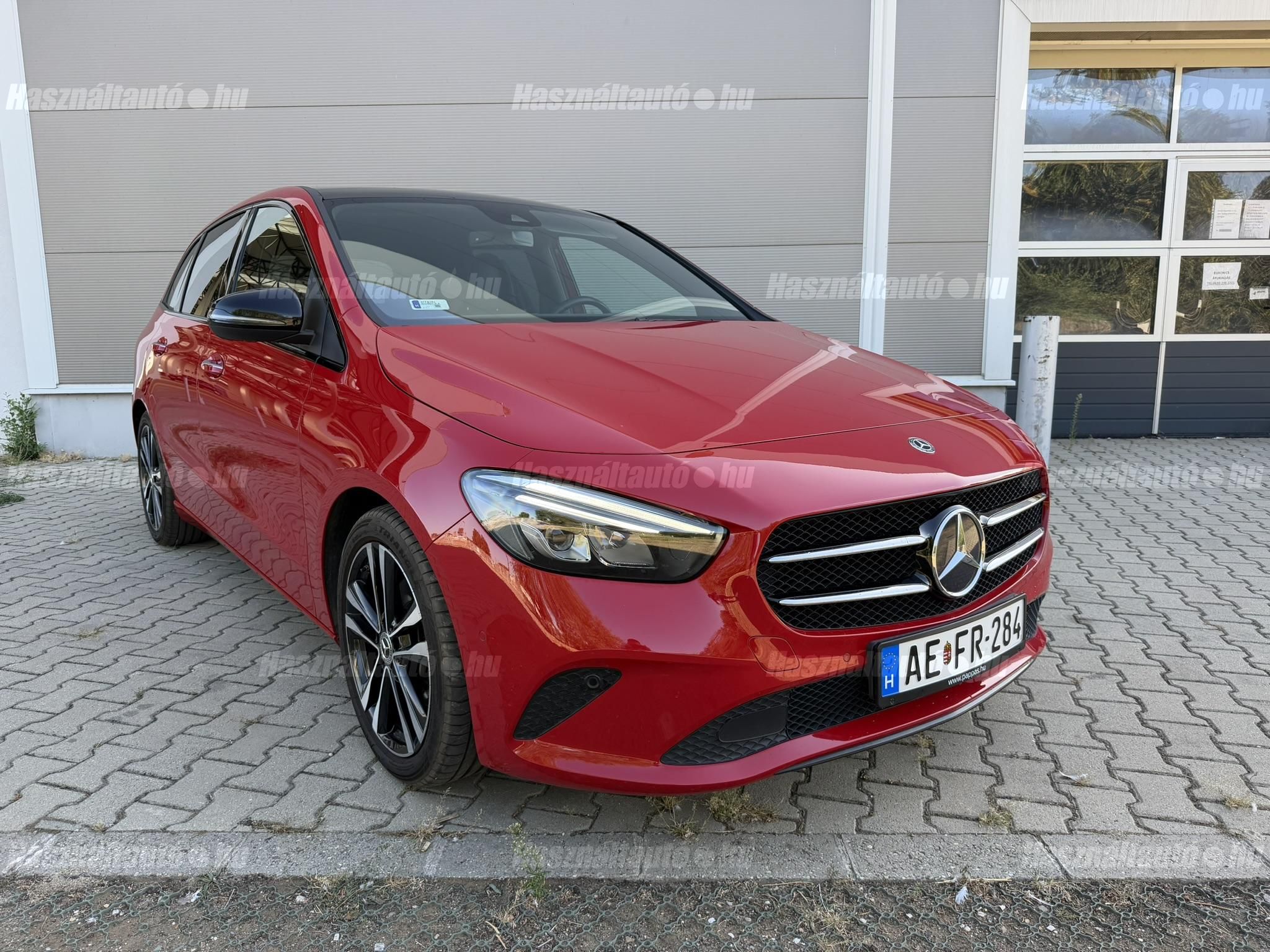 MERCEDES-BENZ B 200 2019/8 - 1