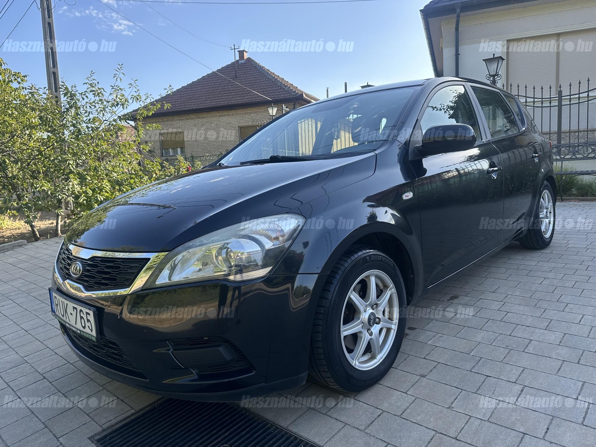 KIA CEE'D 2010/12 - 1