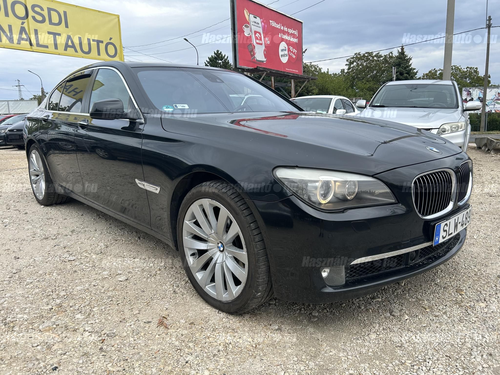 BMW 750 2010/8 - 1