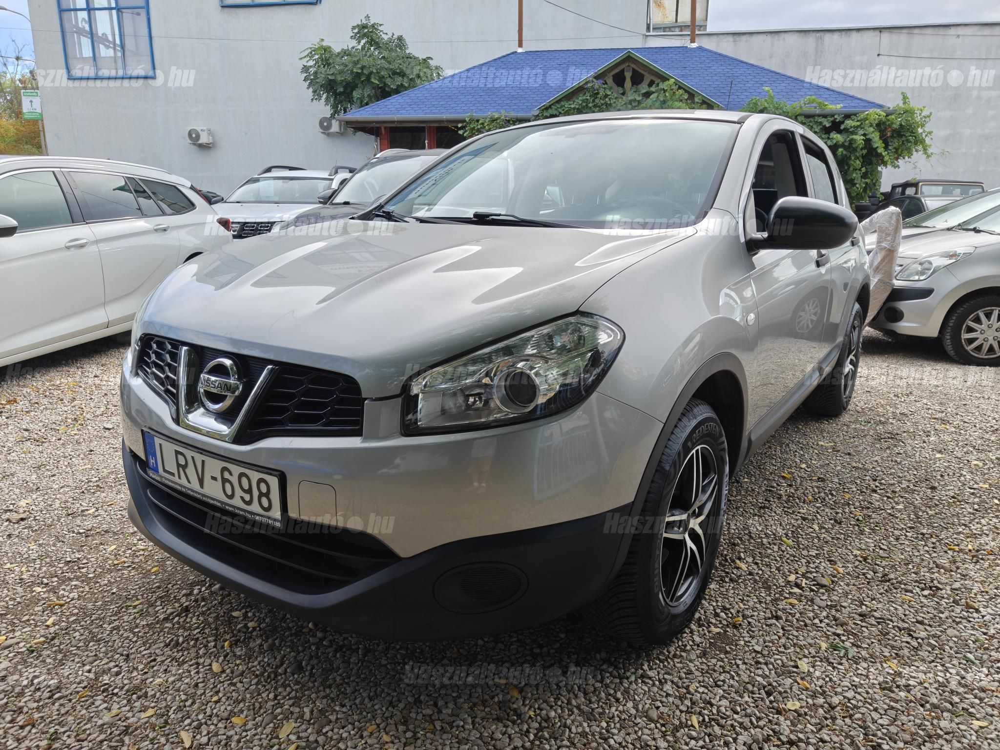 NISSAN QASHQAI 2010/4 - 1