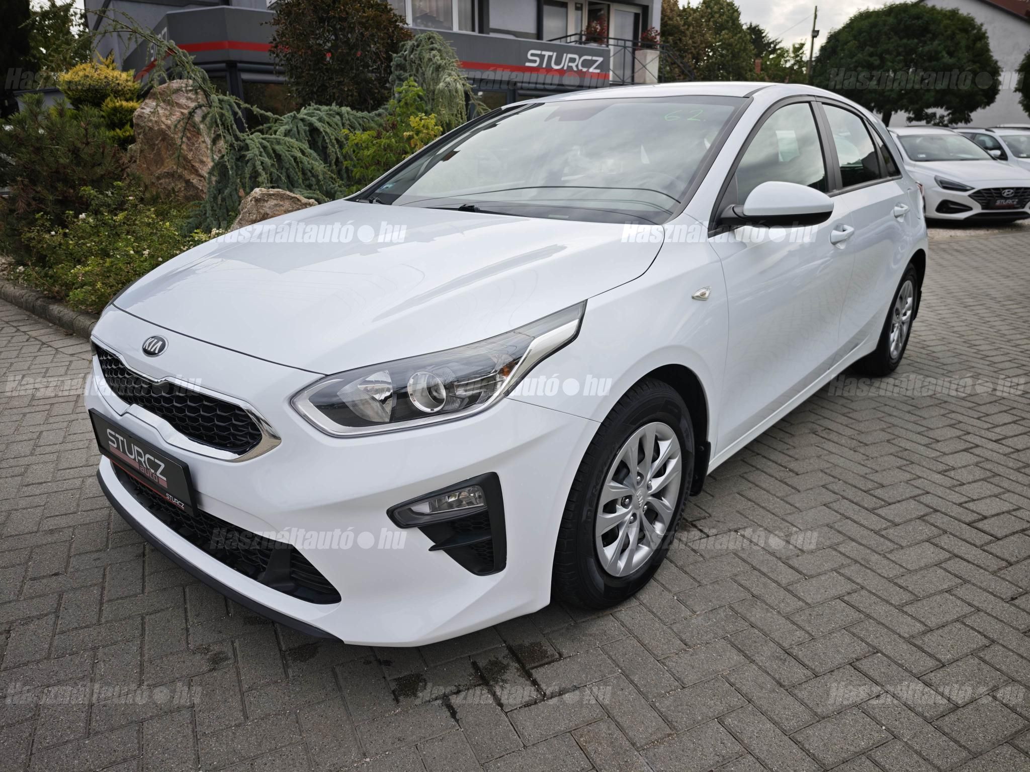 KIA CEE'D 2021/5 - 1
