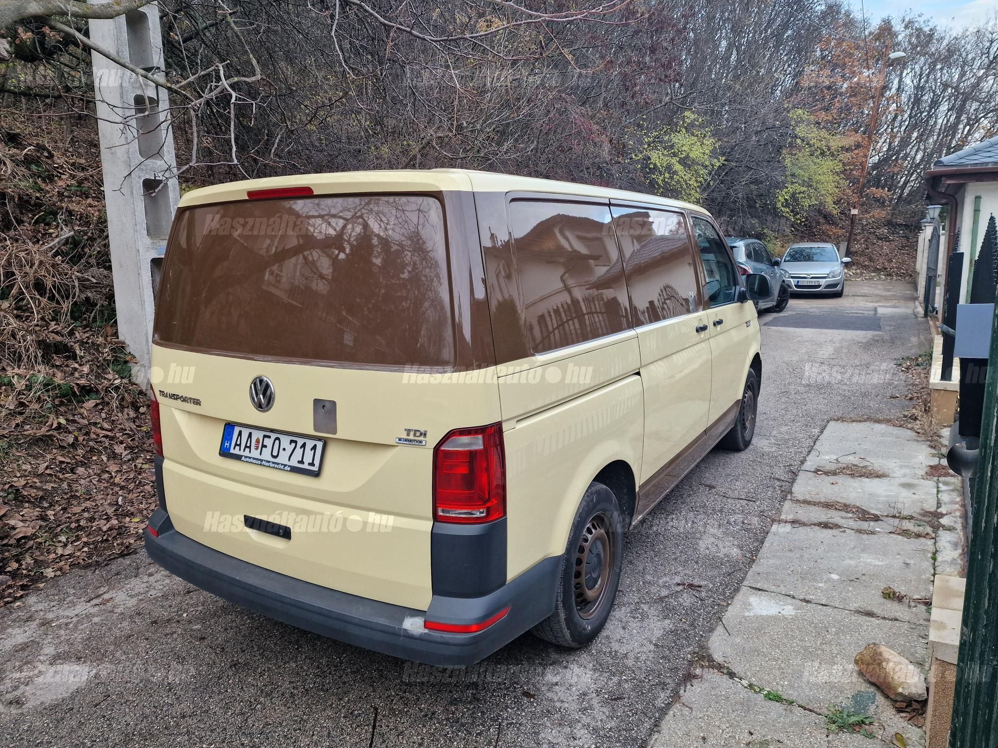 VOLKSWAGEN TRANSPORTER T6 2015/9 - 1