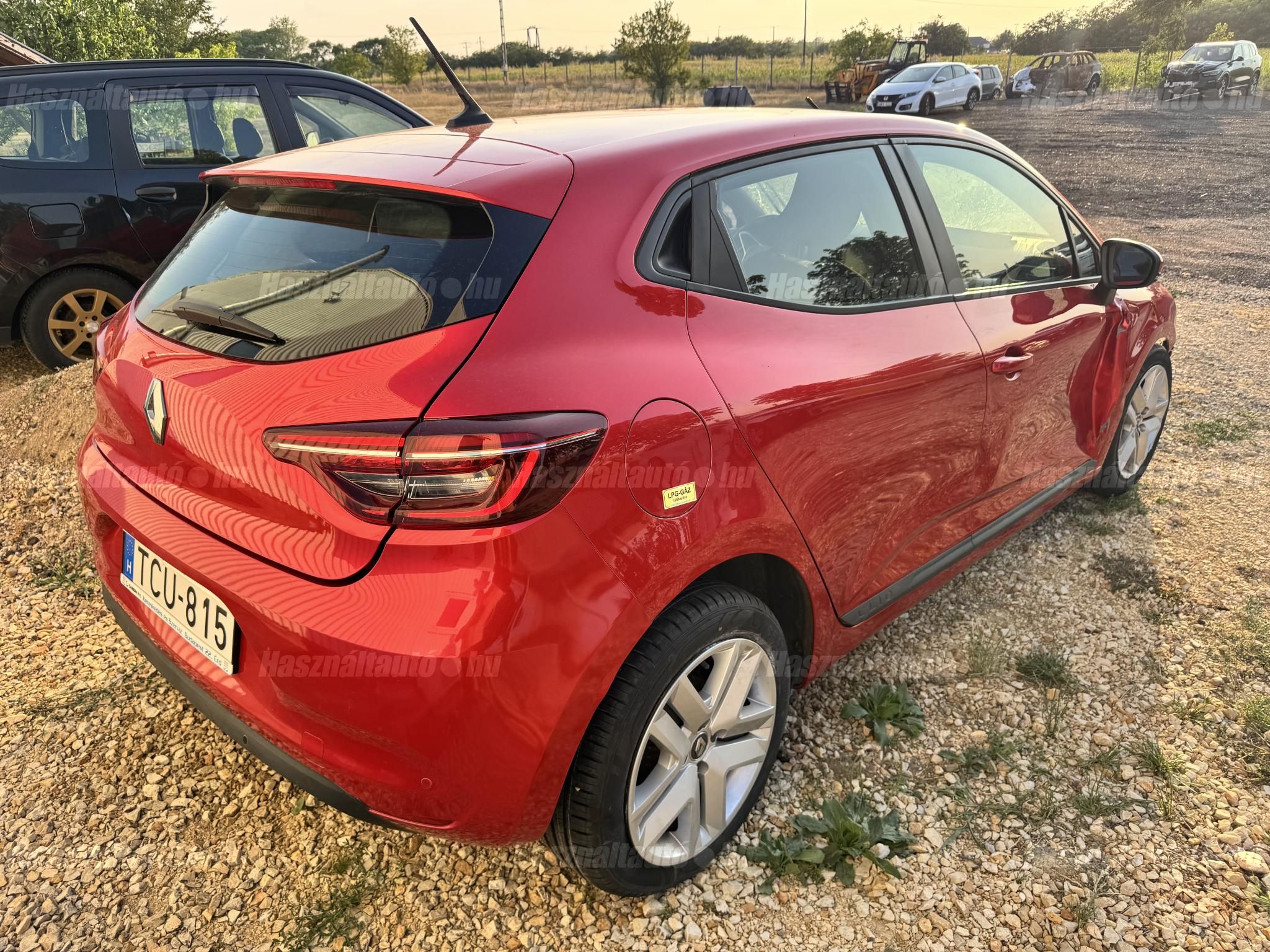 RENAULT CLIO 2022/5 - 1