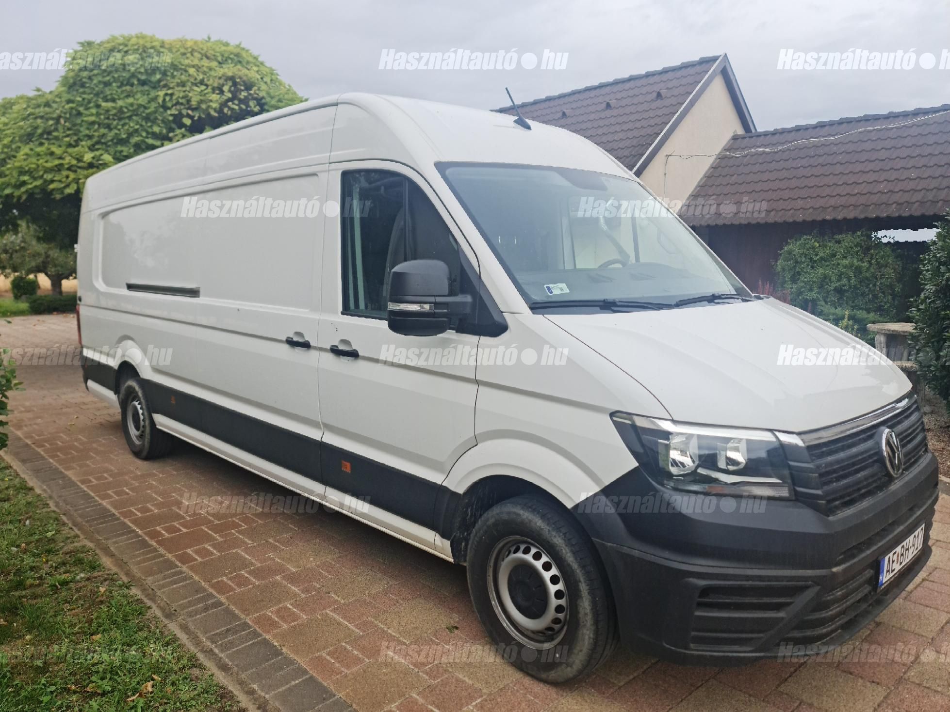 VOLKSWAGEN CRAFTER 2023/5 - 1