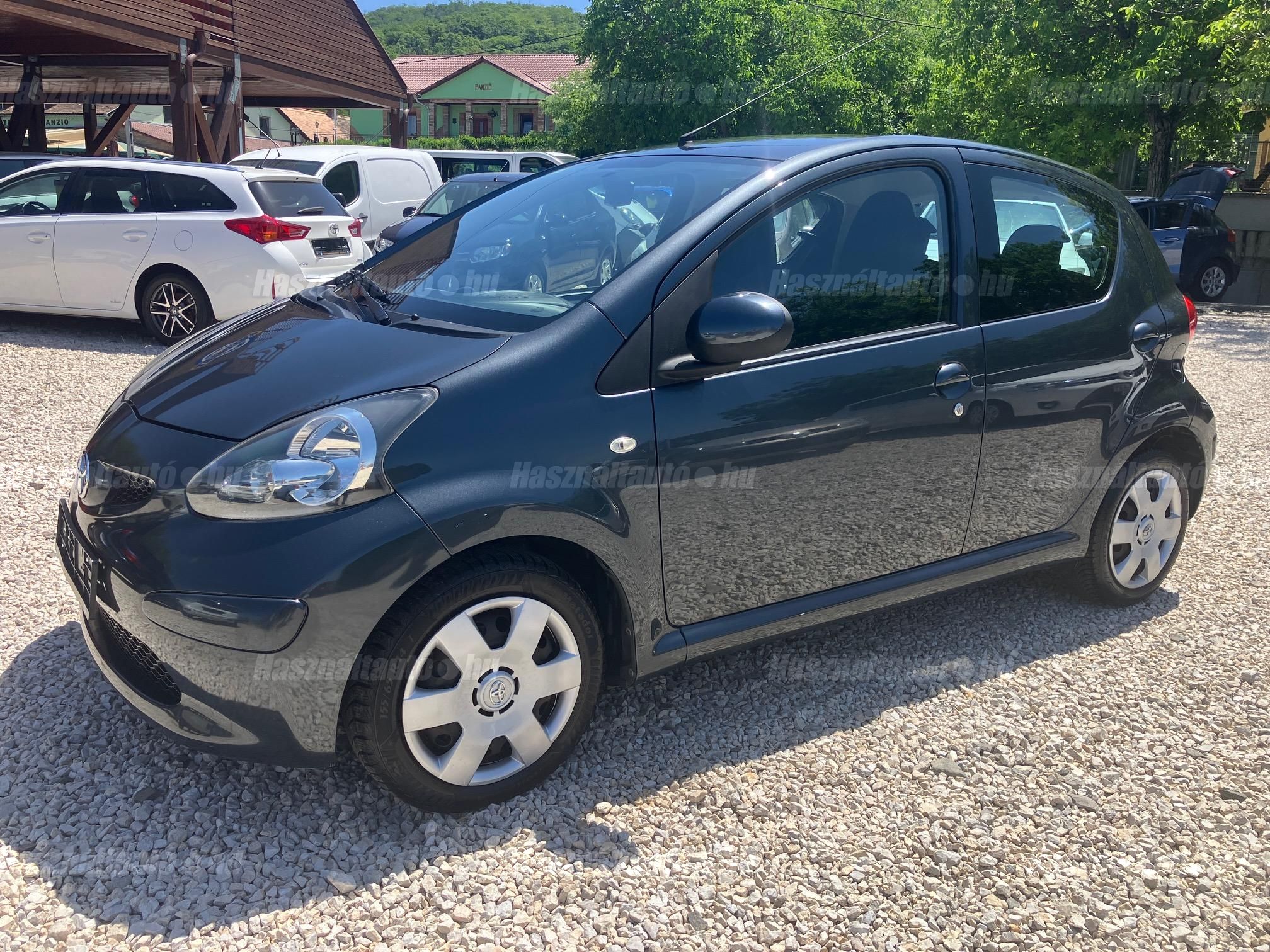 TOYOTA AYGO 2007/7 - 1