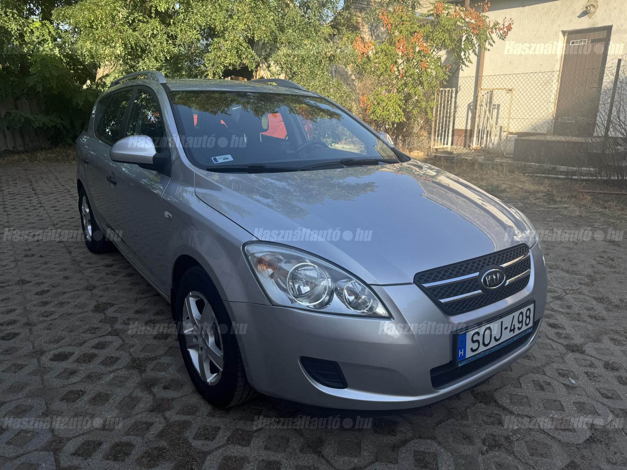 KIA CEE'D 2009/3 - 1