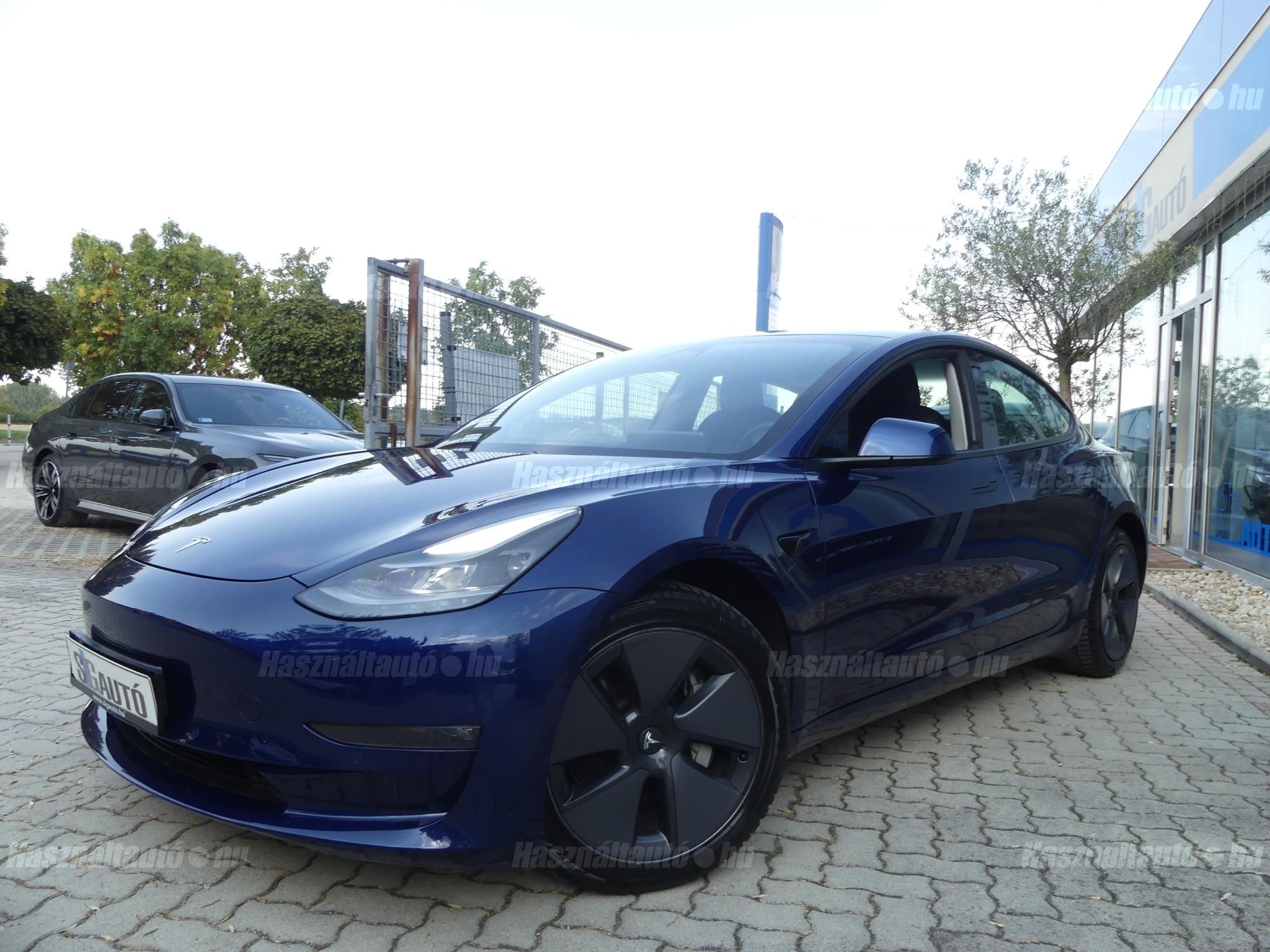 TESLA MODEL 3 2021/6 - 1