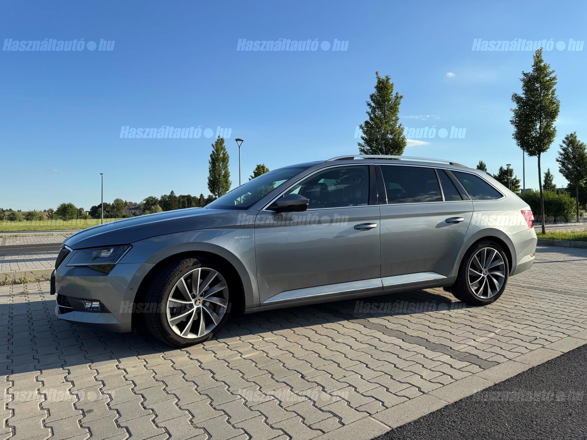 SKODA SUPERB 2018/10 - 1