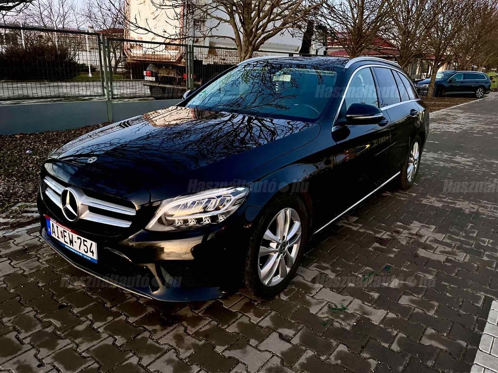 MERCEDES-BENZ C 220 2018/8 - 1