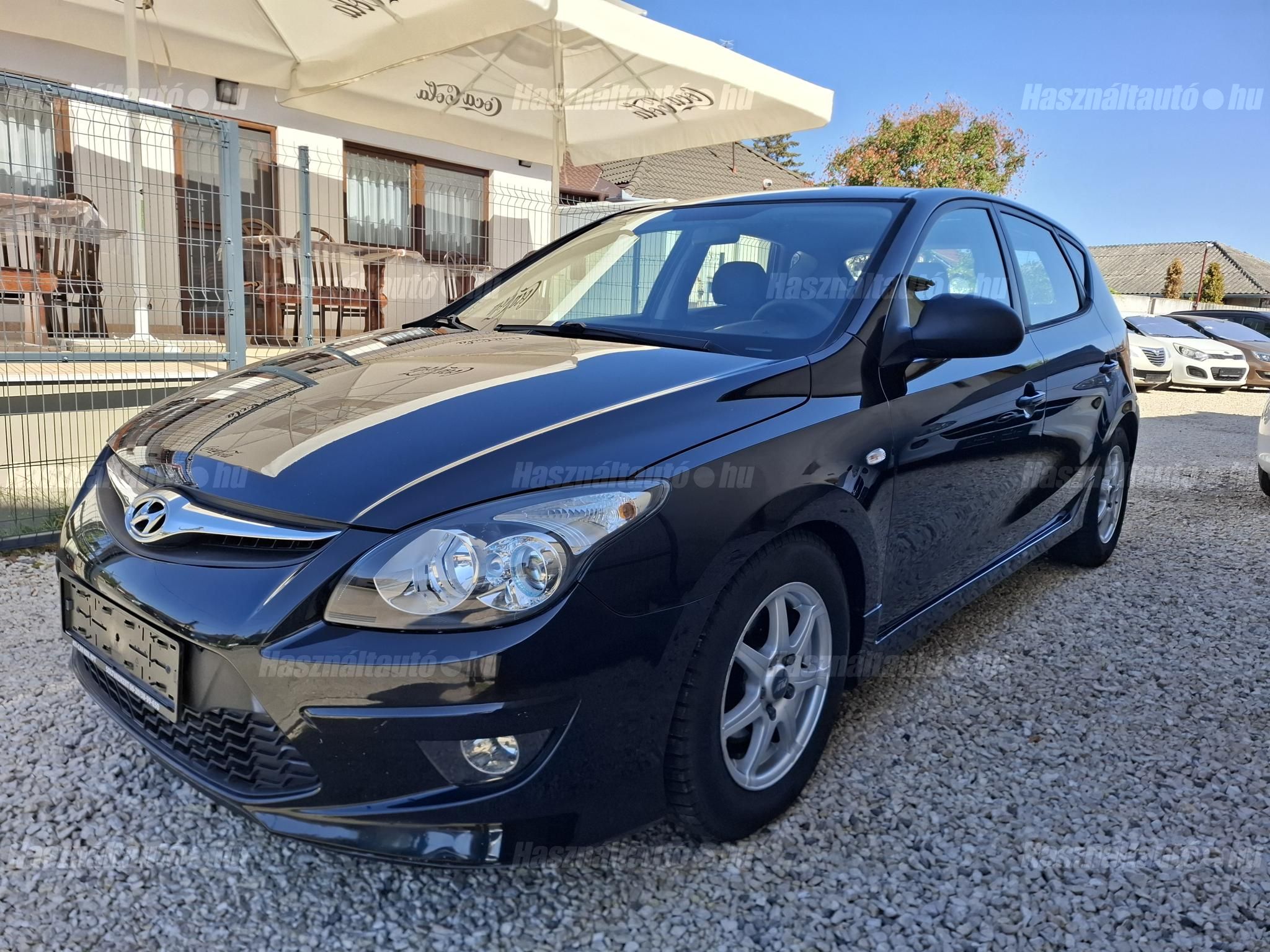 HYUNDAI I30 2011/9 - 1