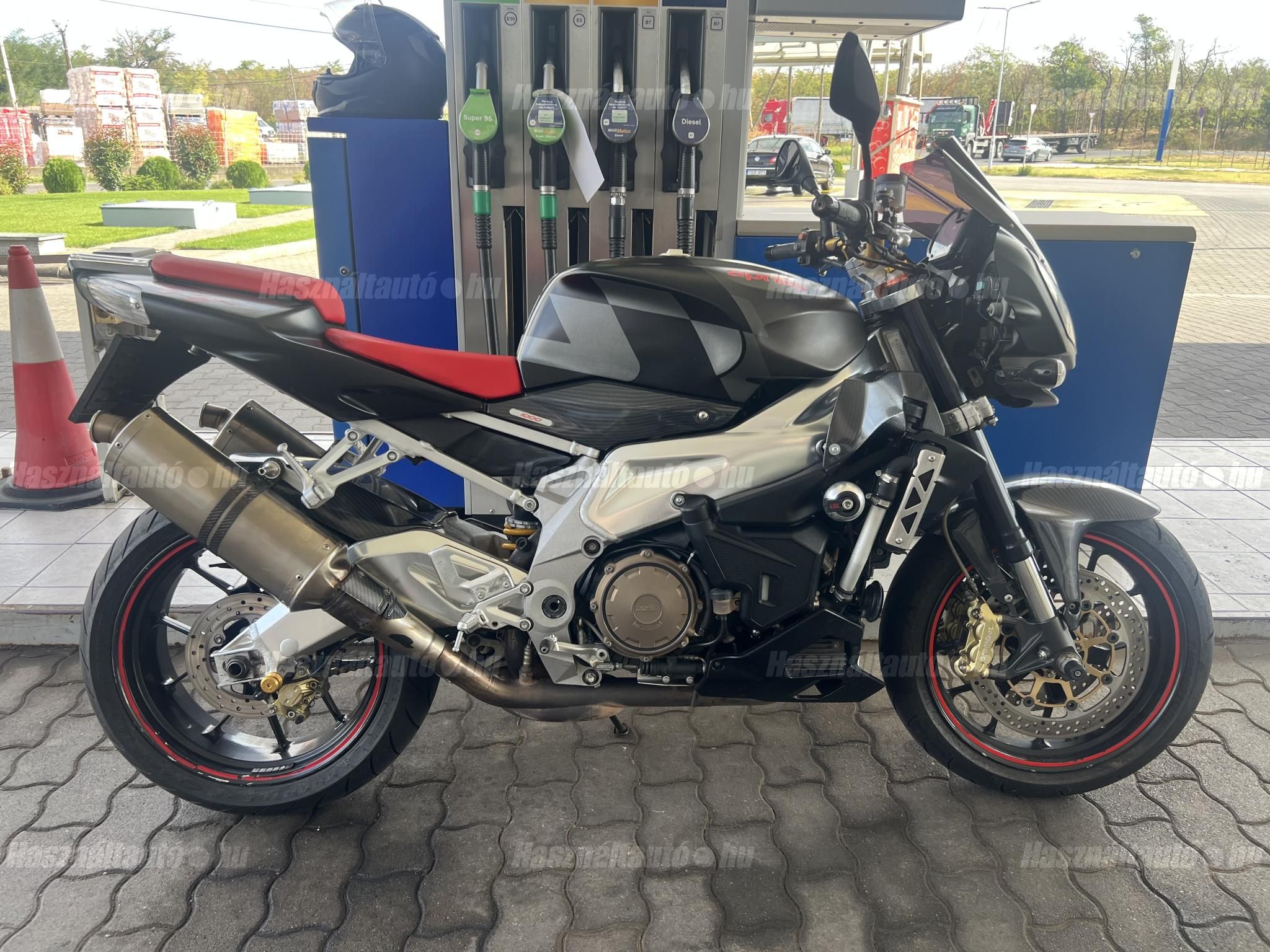 APRILIA TUONO 1000 2008/5 - 1