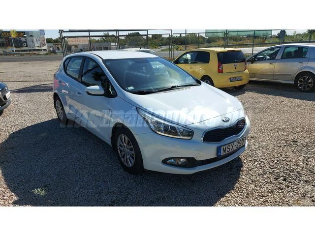 KIA CEE'D 2014/6 - 1