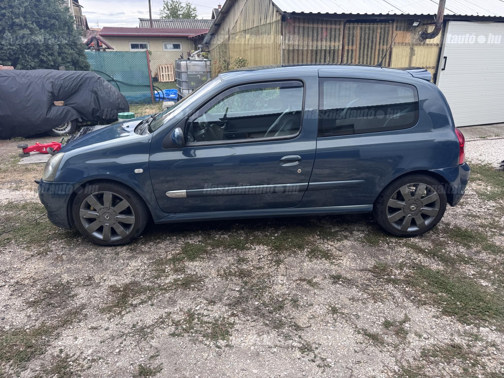 RENAULT CLIO 2004/7 - 1