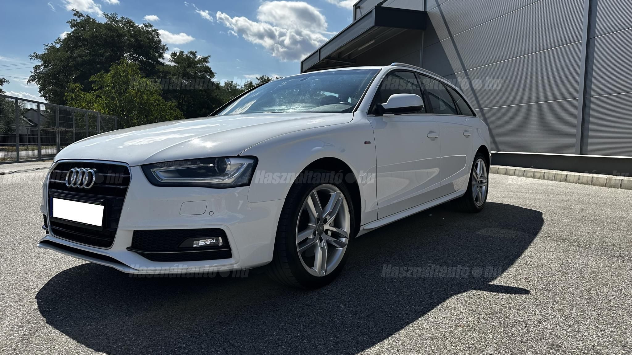 AUDI A4 2014/7 - 1