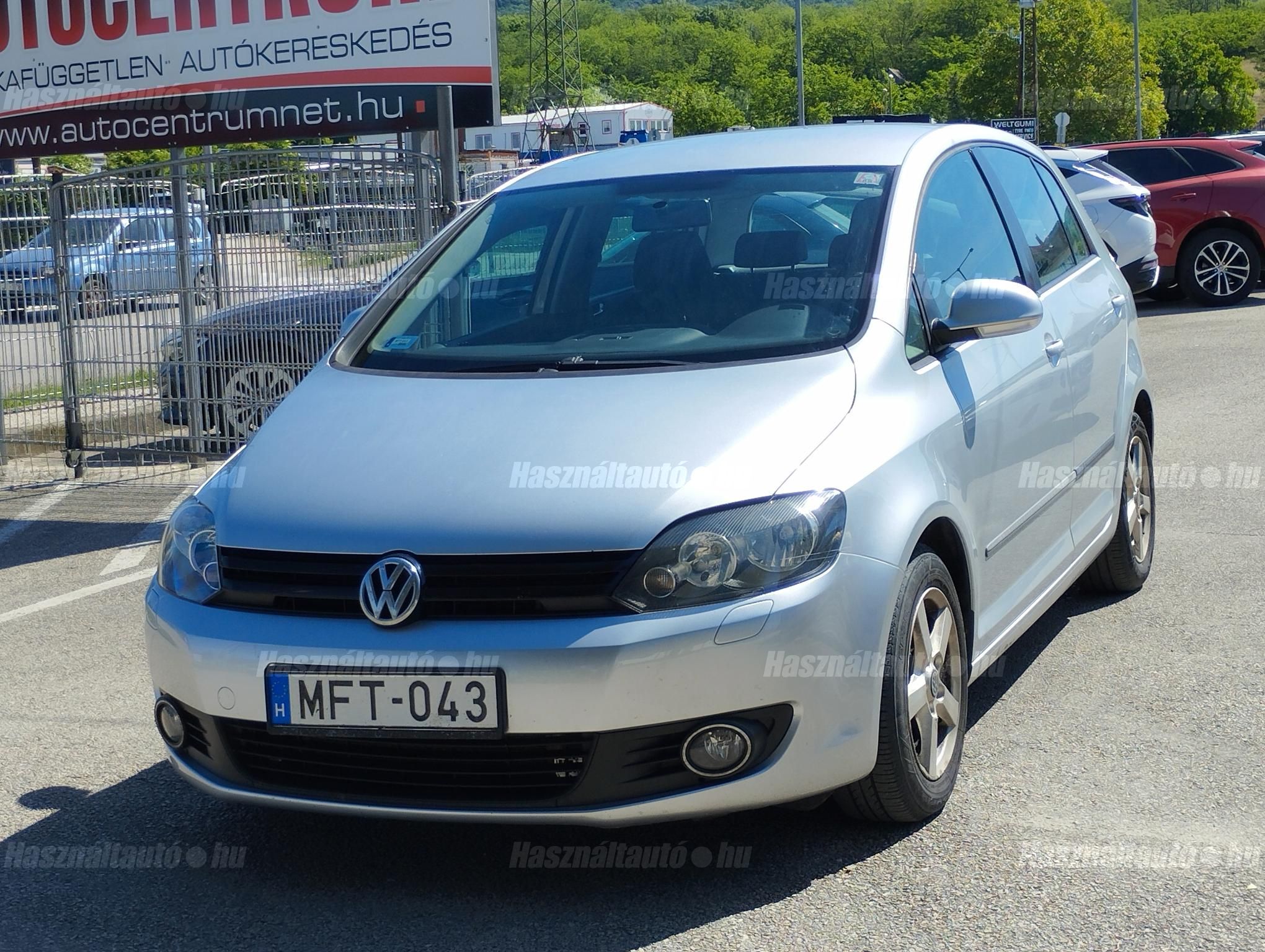 VOLKSWAGEN GOLF 2012/8 - 1