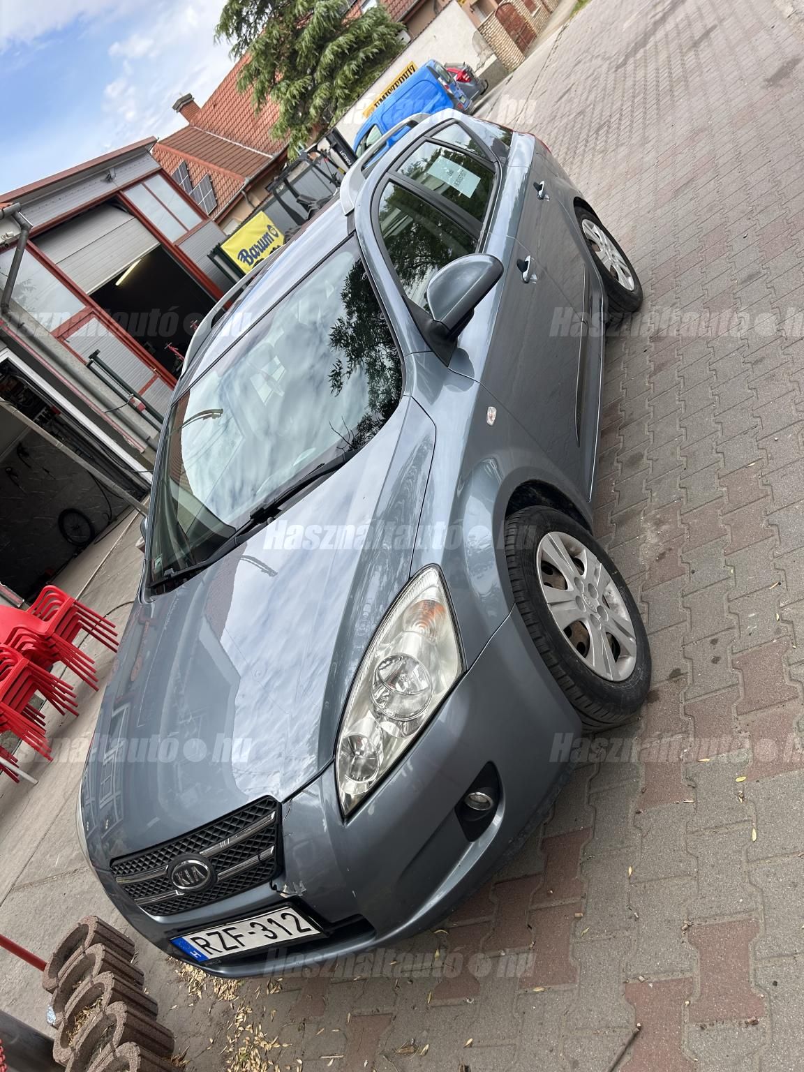 KIA CEE'D 2008/6 - 1