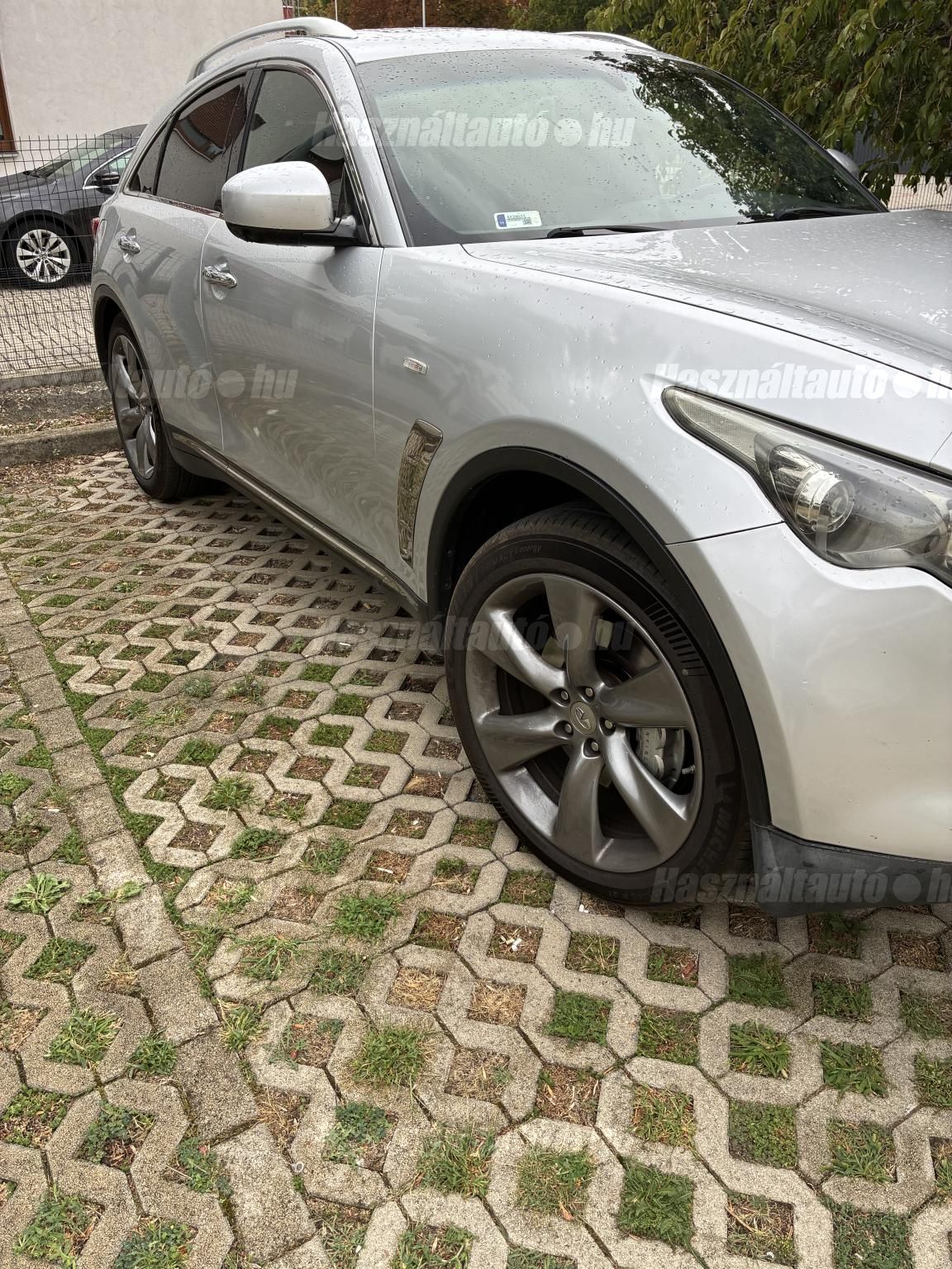 INFINITI FX 2010/10 - 1