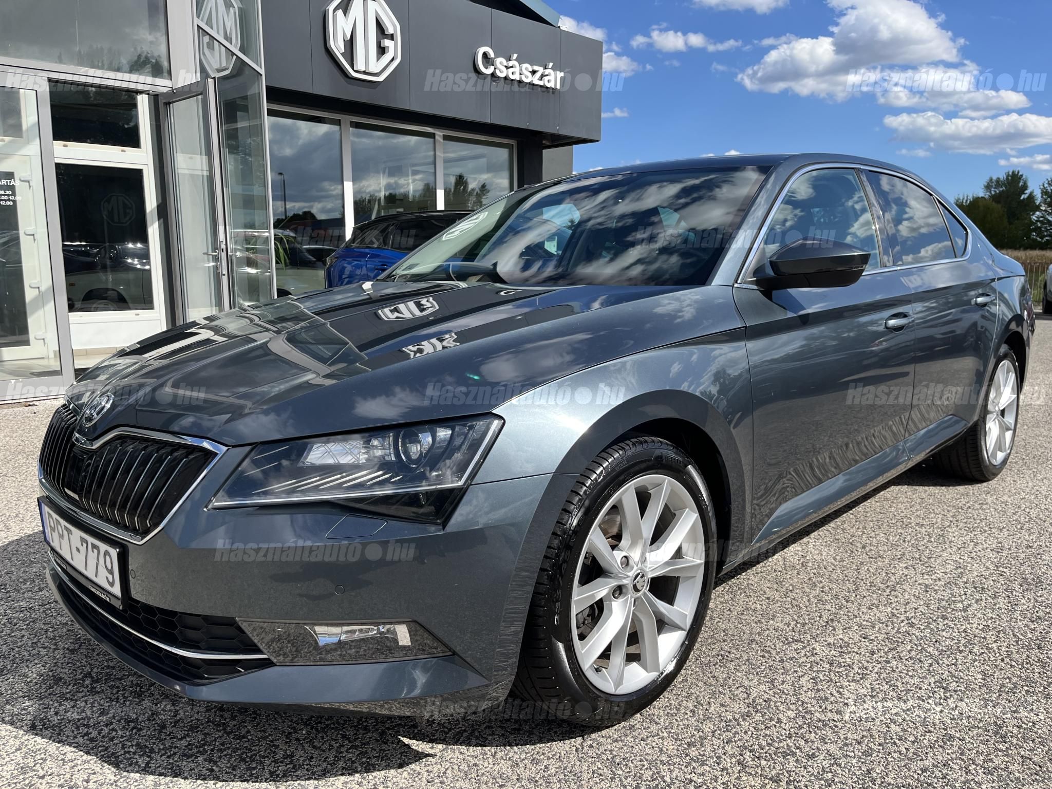 SKODA SUPERB 2018/2 - 1