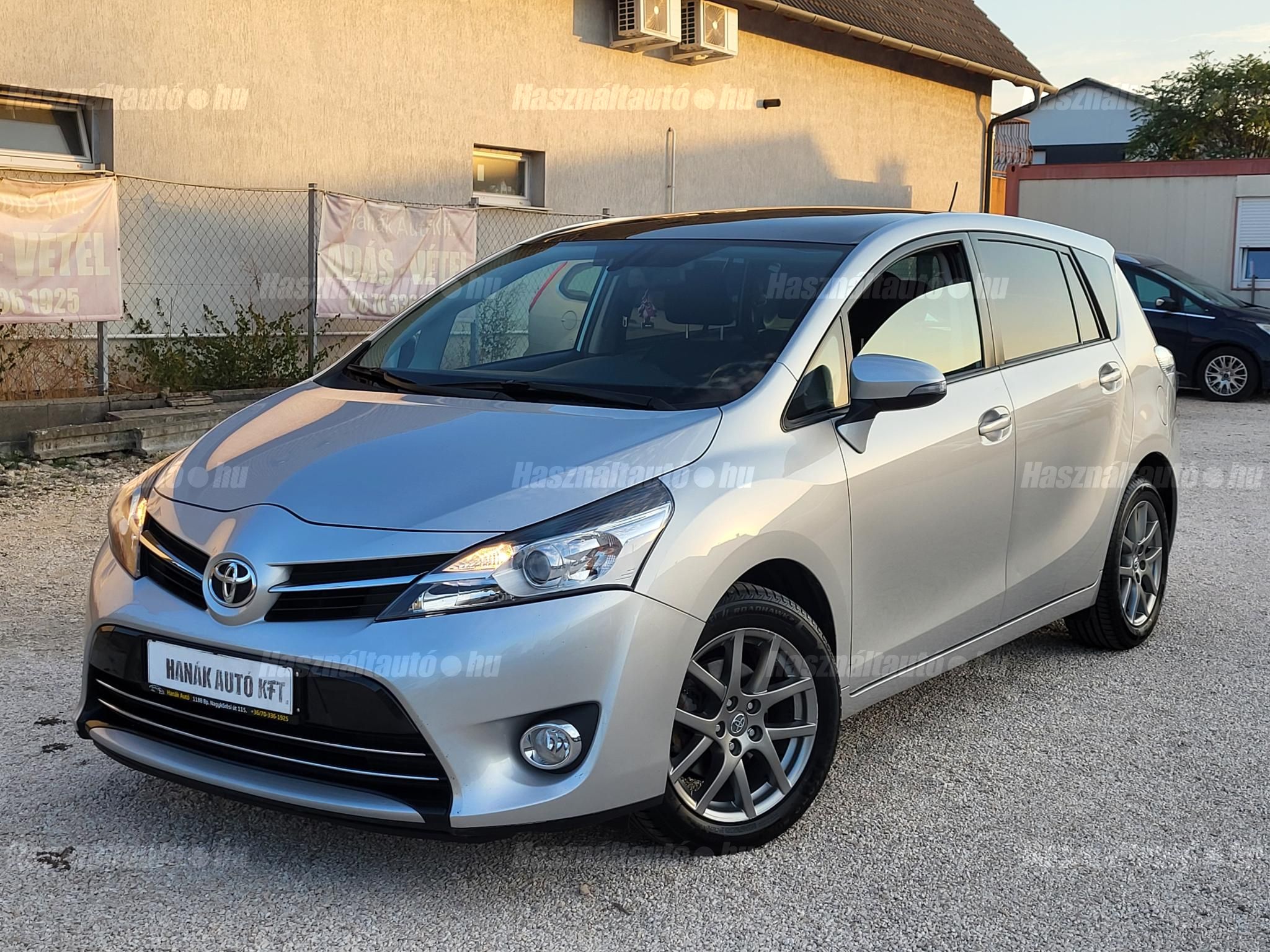 TOYOTA VERSO 2014/8 - 1