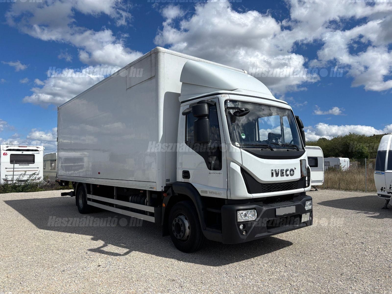 IVECO 2022/10 - 1