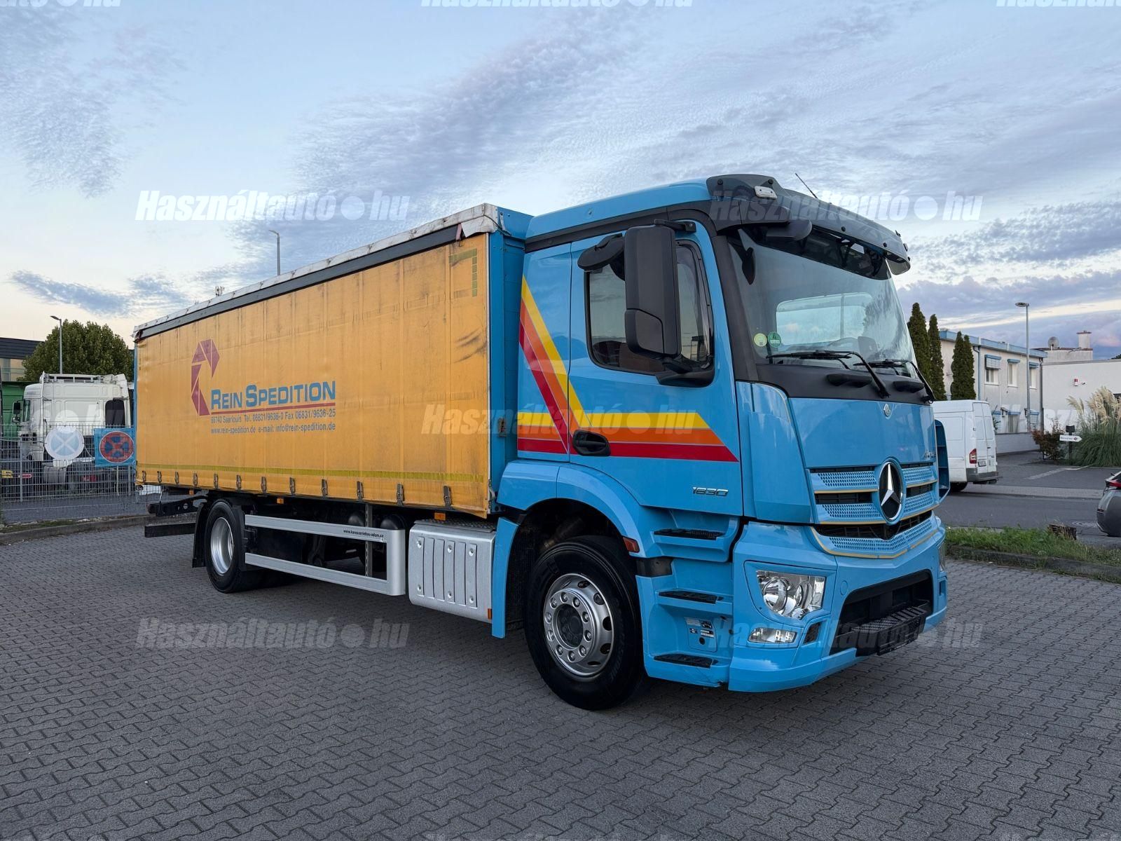 MERCEDES-BENZ 2019/1 - 1