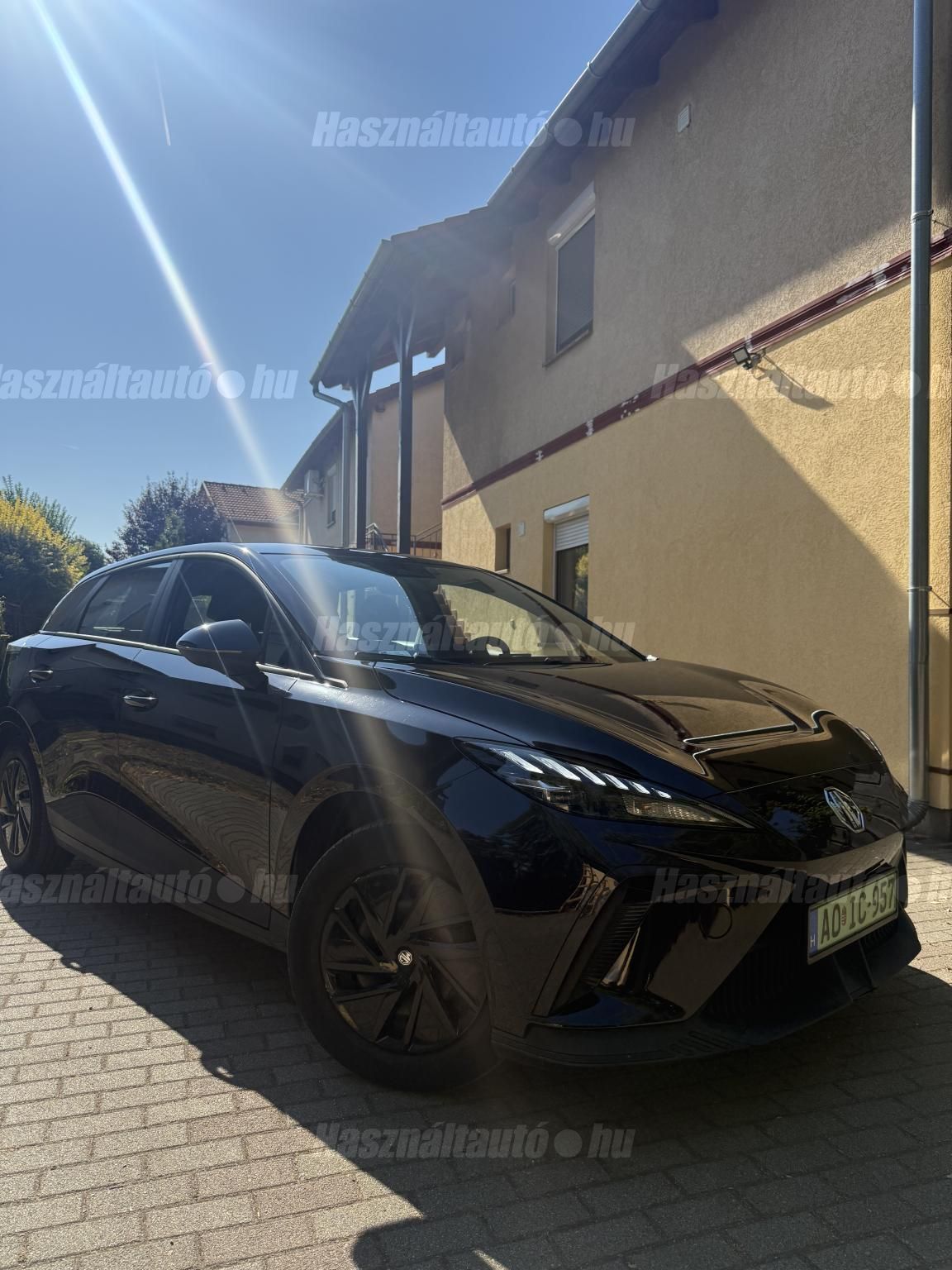 MG MG4 2022/12 - 1