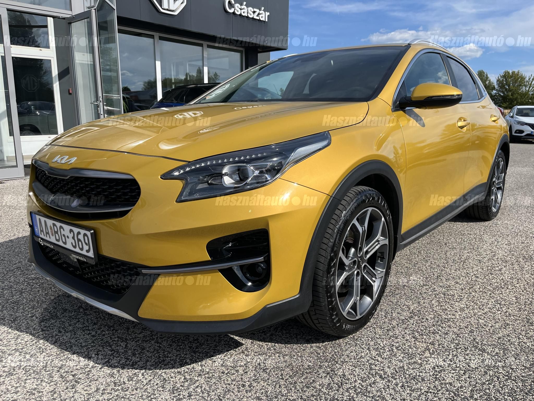 KIA XCEED 2022/8 - 1