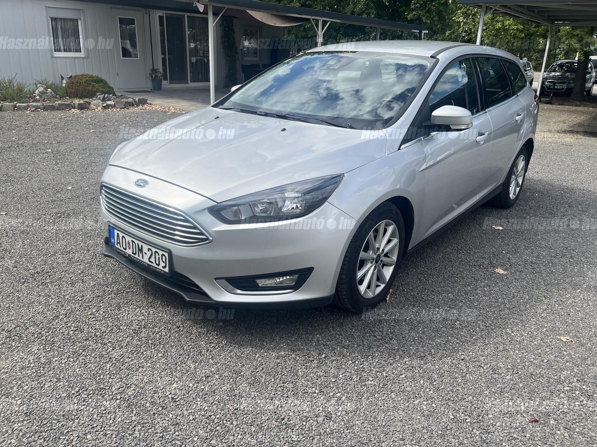 FORD FOCUS 2017/10 - 1