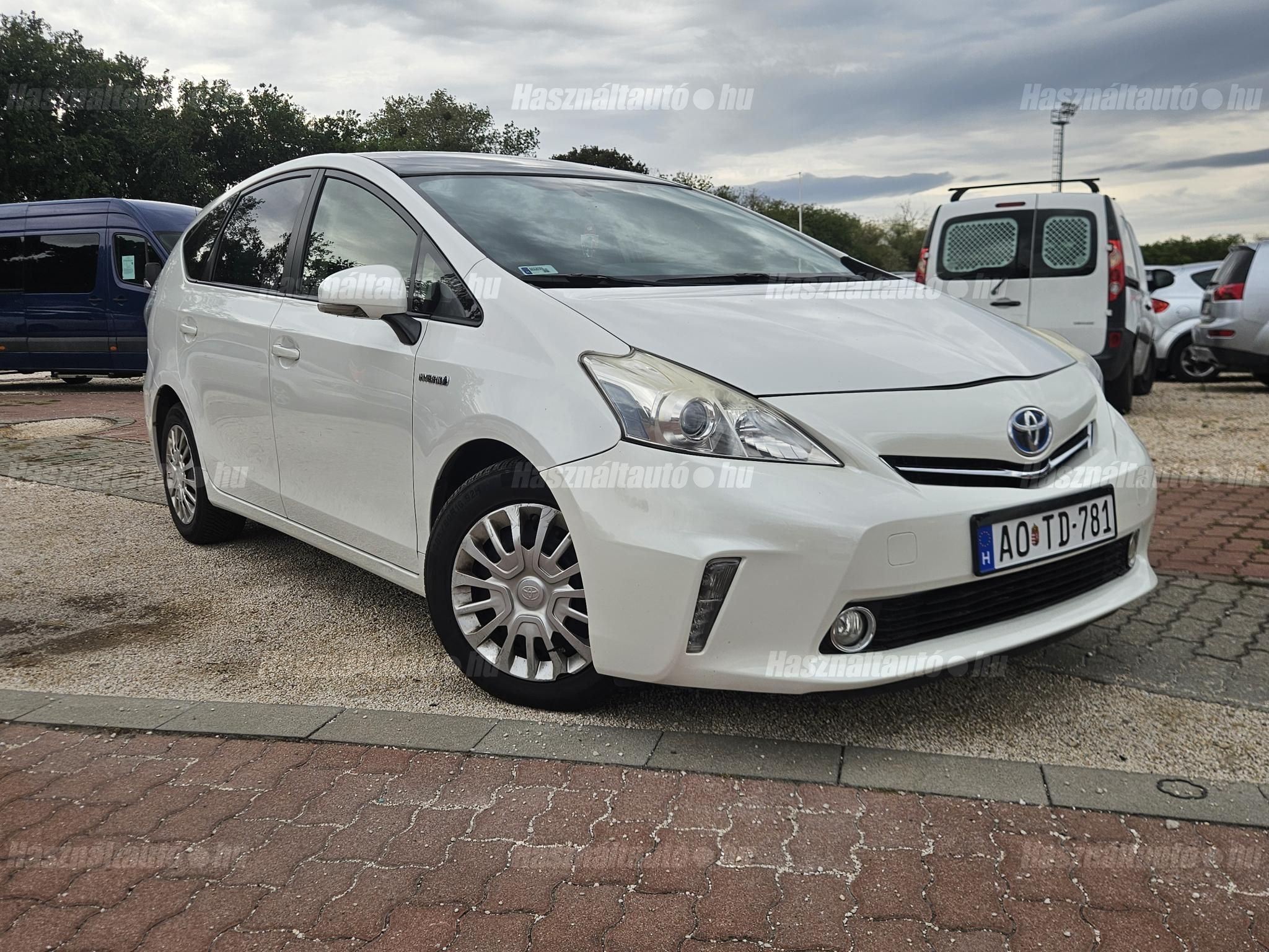 TOYOTA PRIUS+ 2013/9 - 1