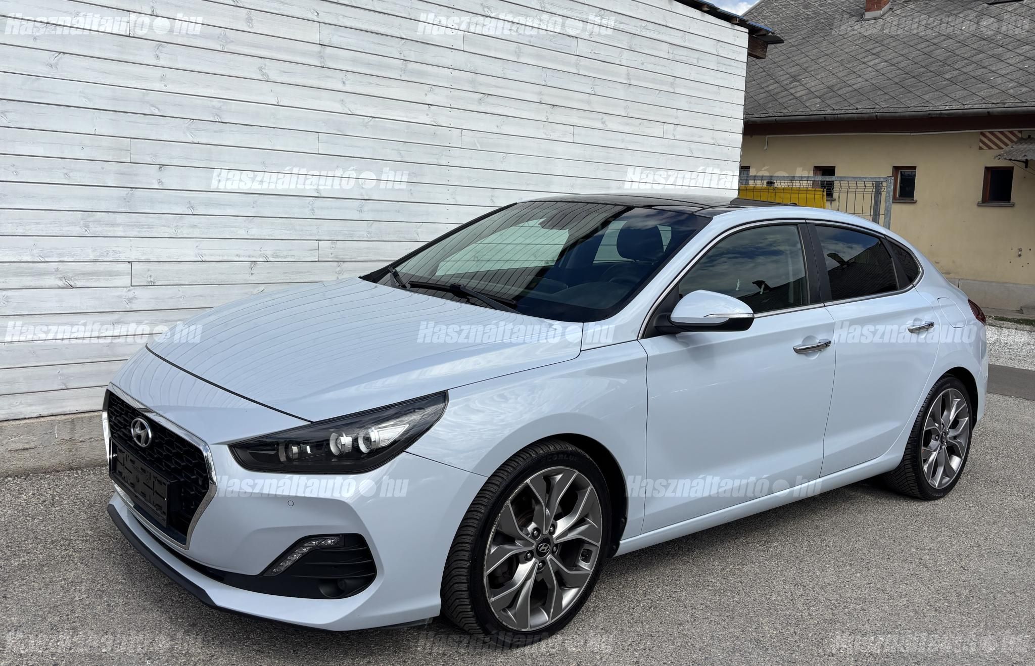HYUNDAI I30 2018/6 - 1