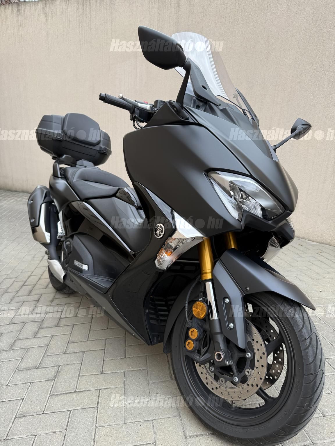 YAMAHA TMAX 2018/11 - 1