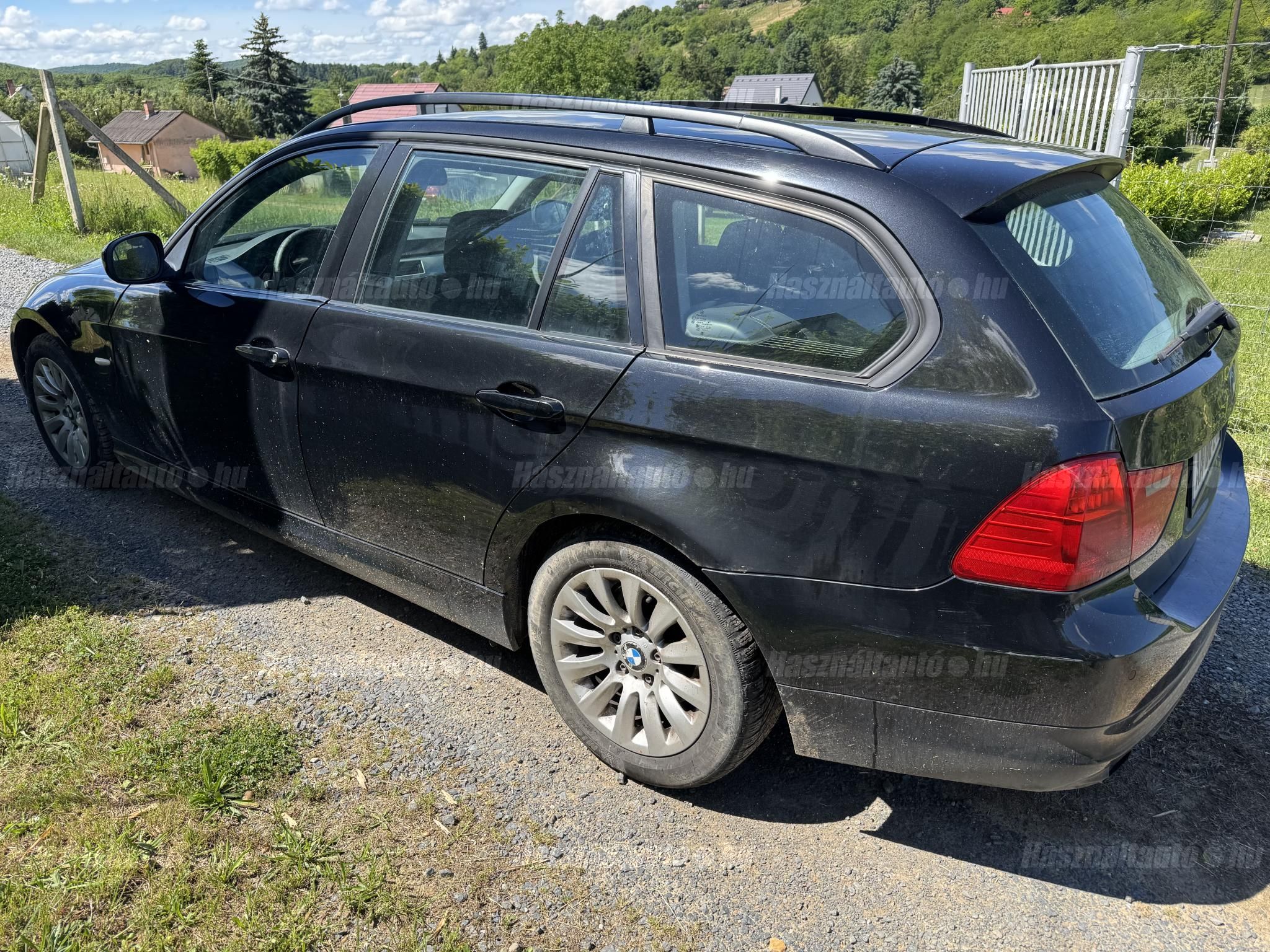 BMW 318 2009/10 - 1