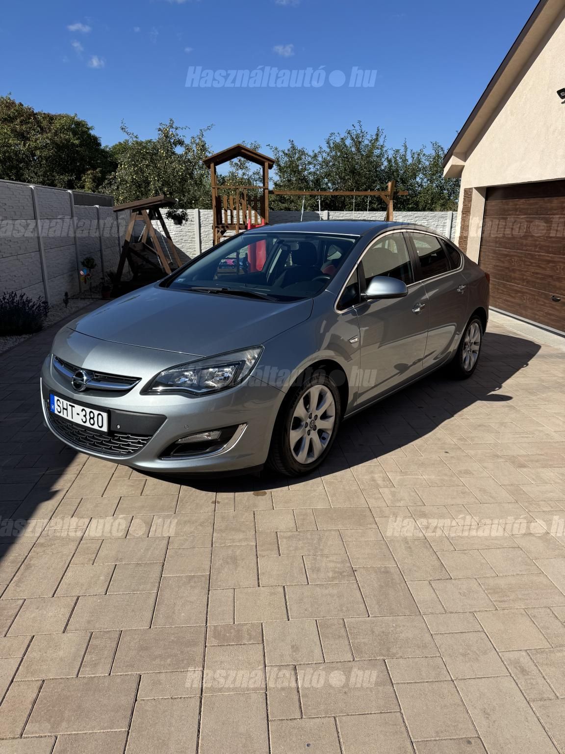OPEL ASTRA J 2013/6 - 1