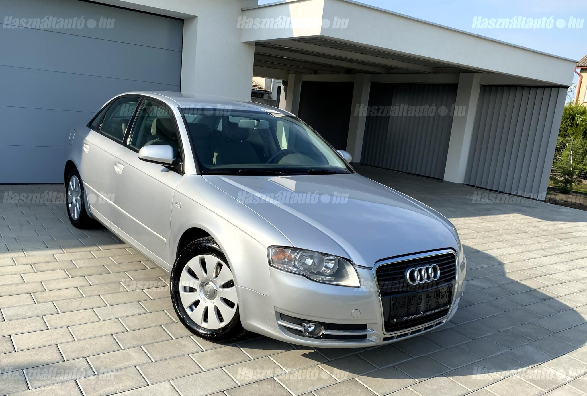 AUDI A4 2005/4 - 1