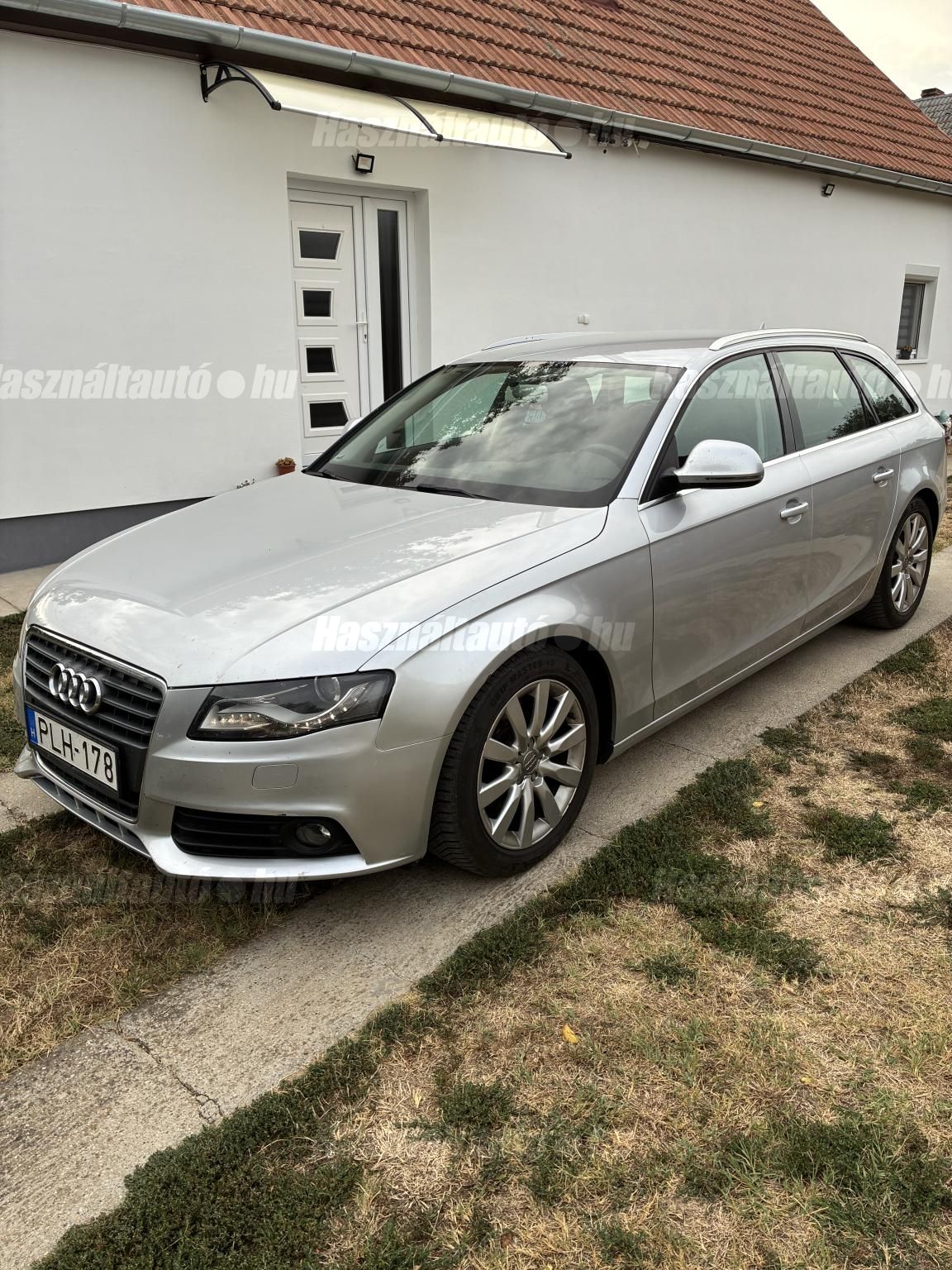 AUDI A4 2009 - 1