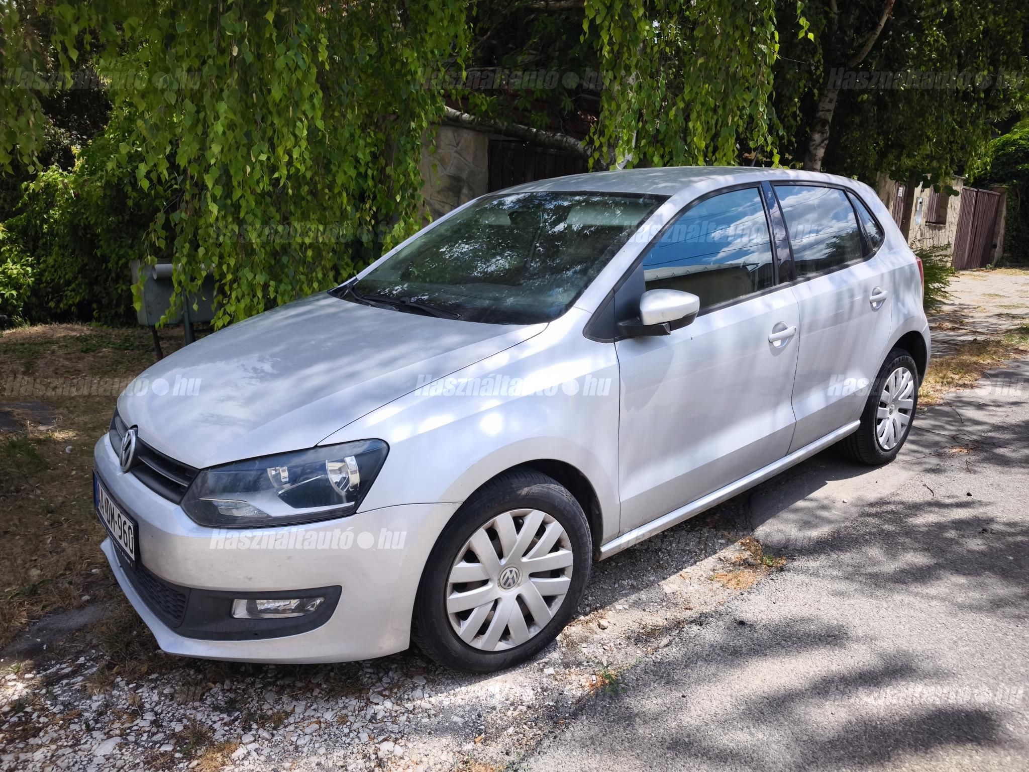 VOLKSWAGEN POLO VI 2011 - 1