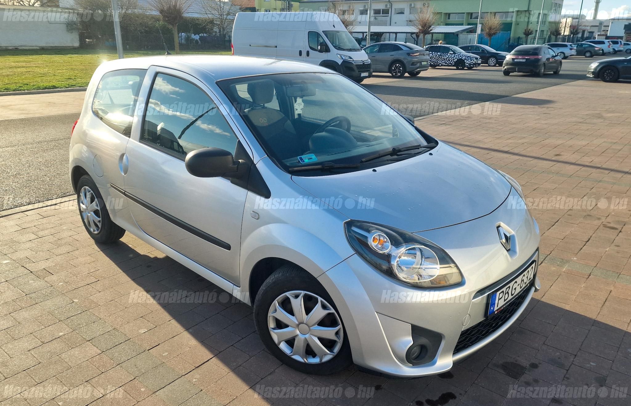 RENAULT TWINGO 2010/12 - 1