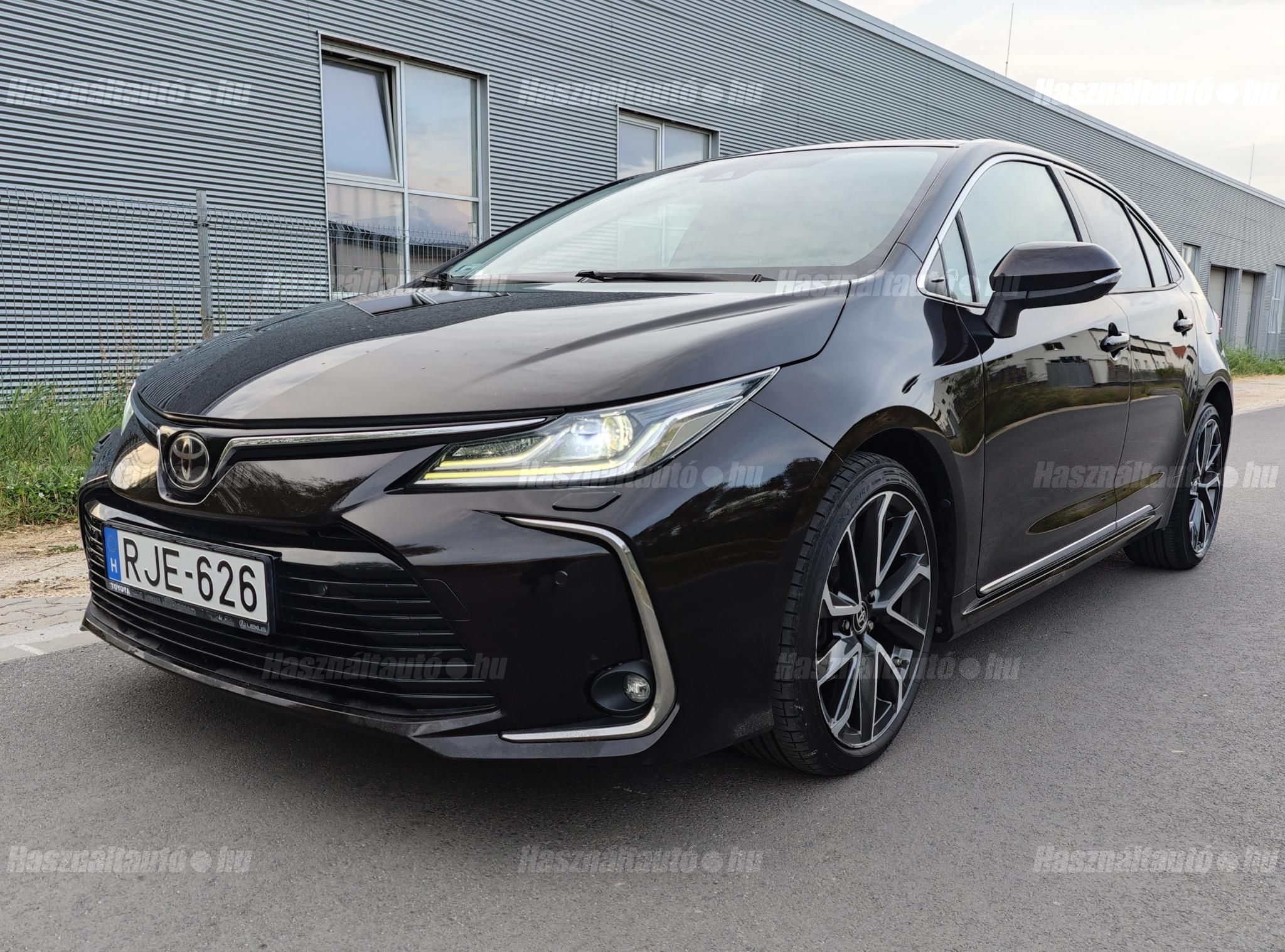 TOYOTA COROLLA 2019/6 - 1